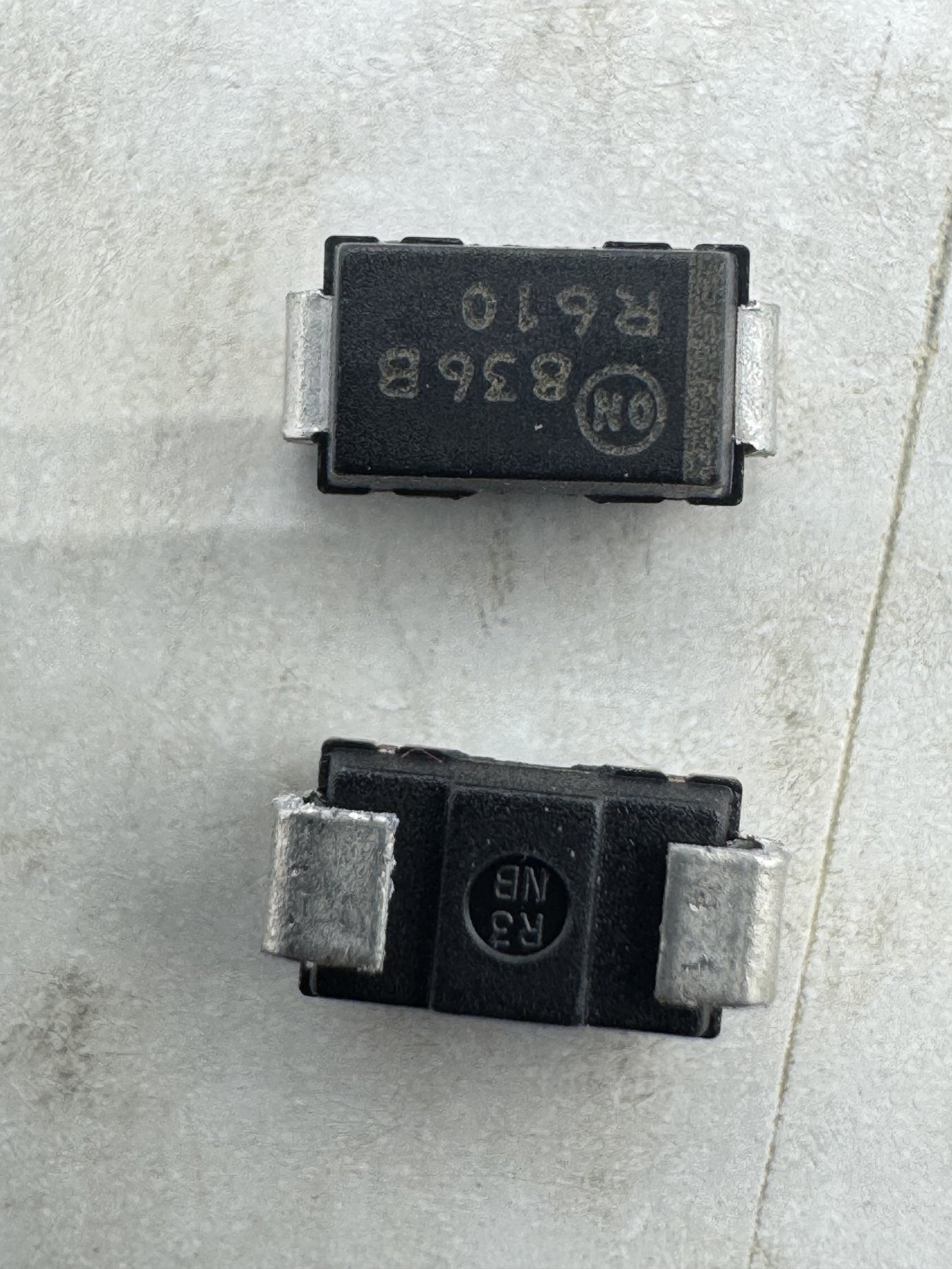 1SMA5936BT3 product photo 2