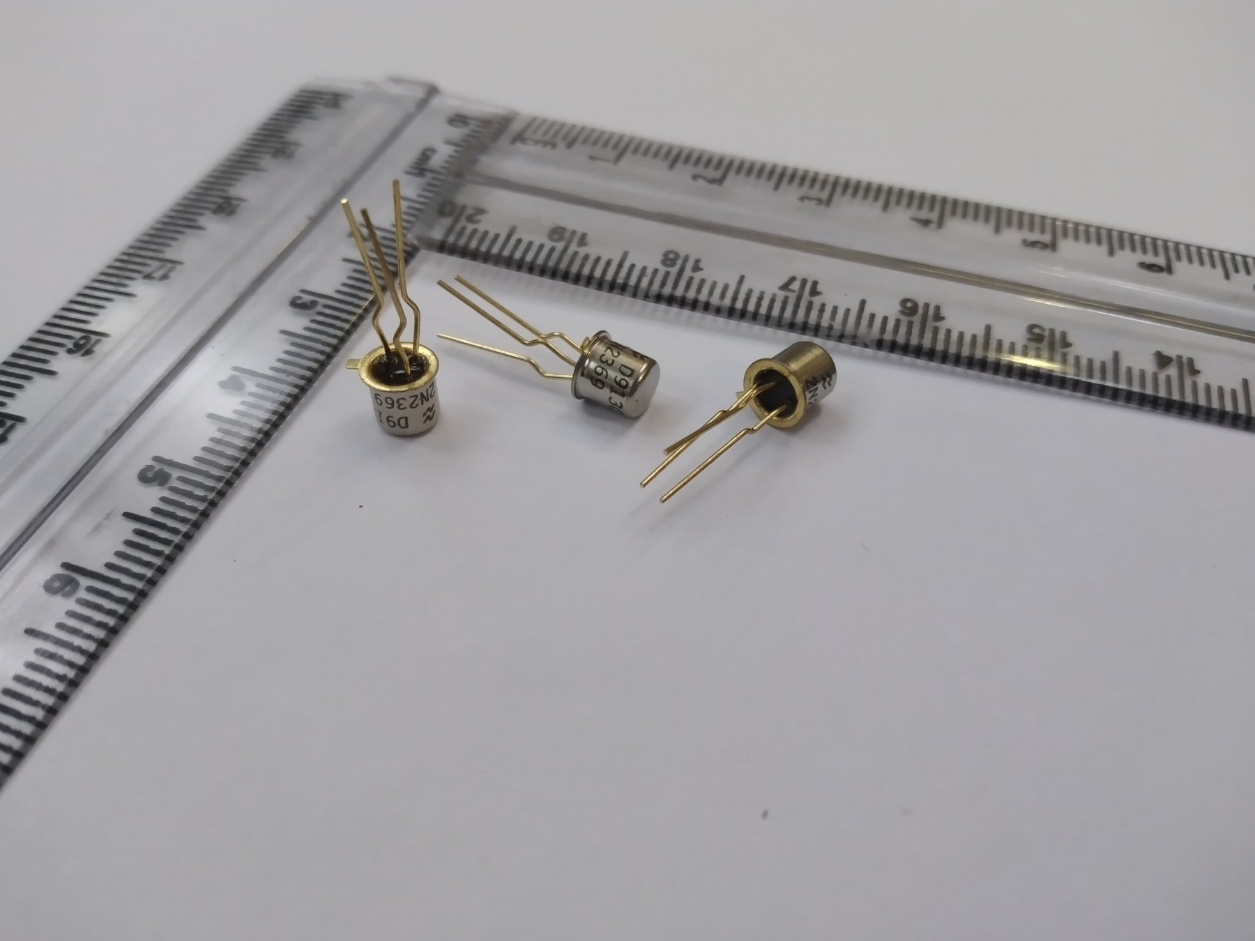 2N2369 product photo 36