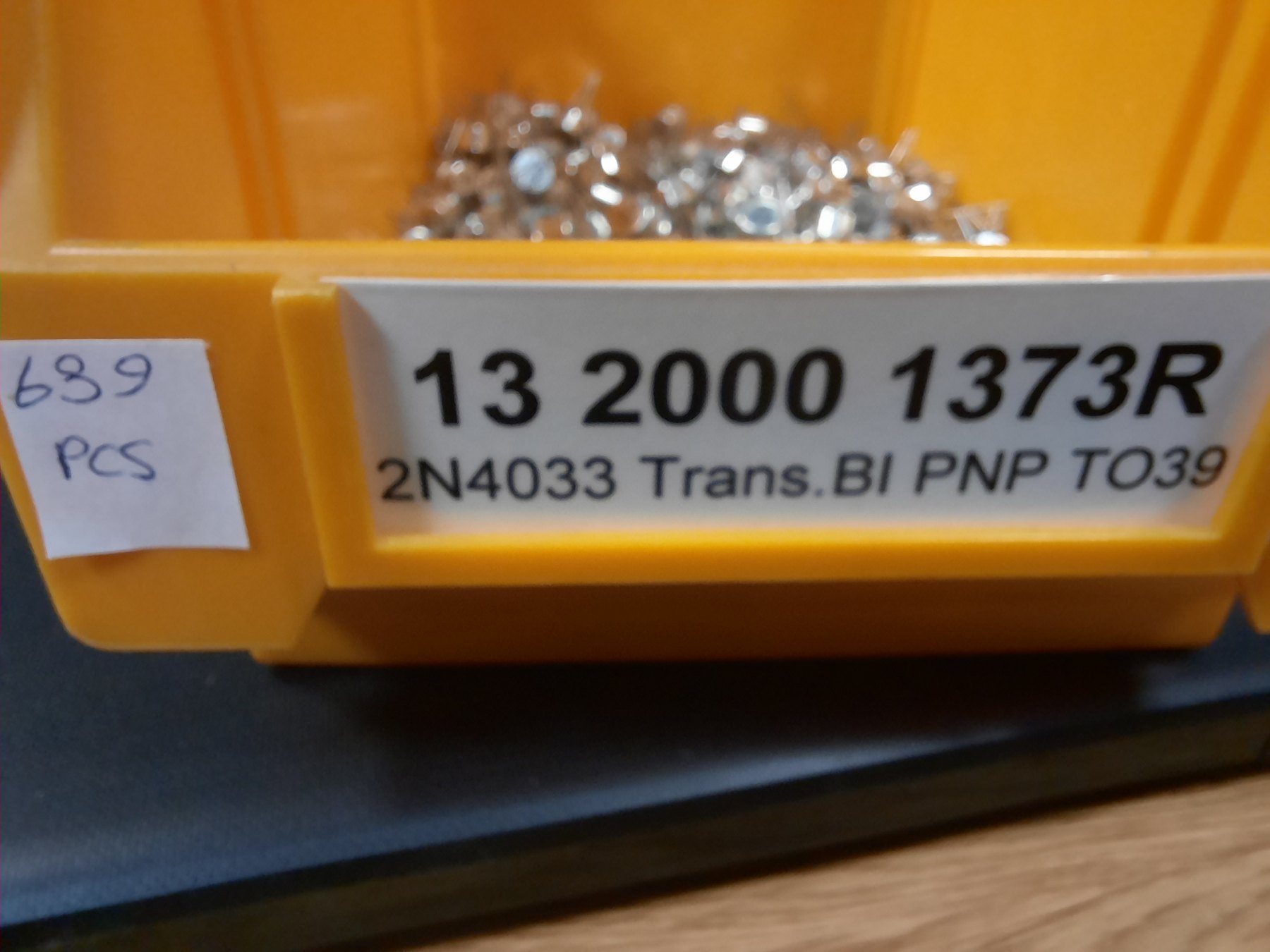 2N4033 product photo 4