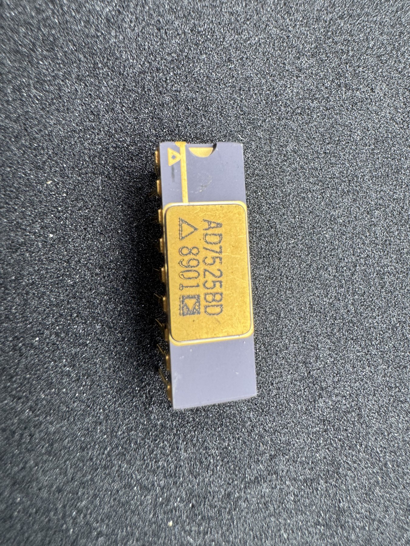 AD7525BD product photo 1