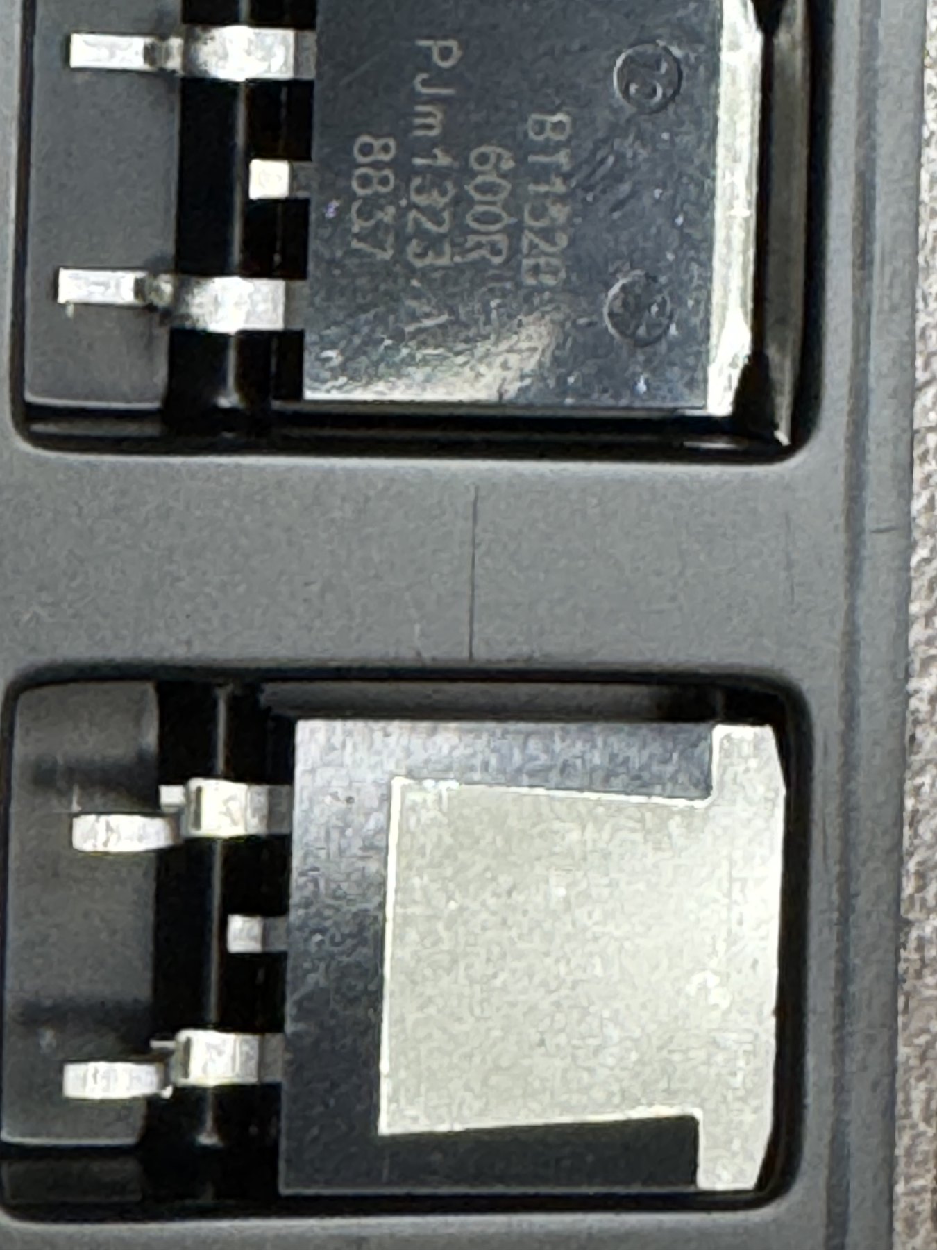 BT152B-600 product photo 12