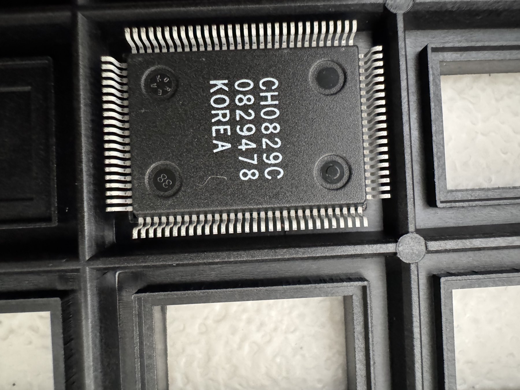 BT829KPF product photo 2