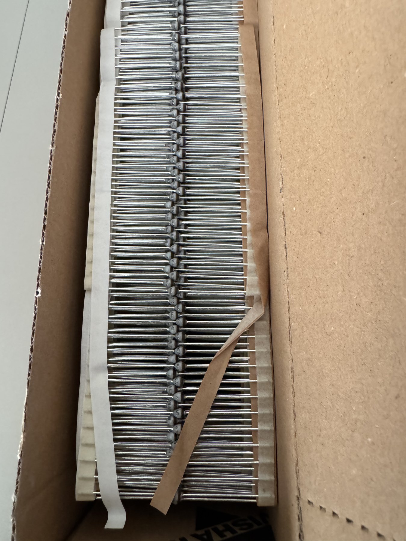 BYV26B-TAP product photo 3