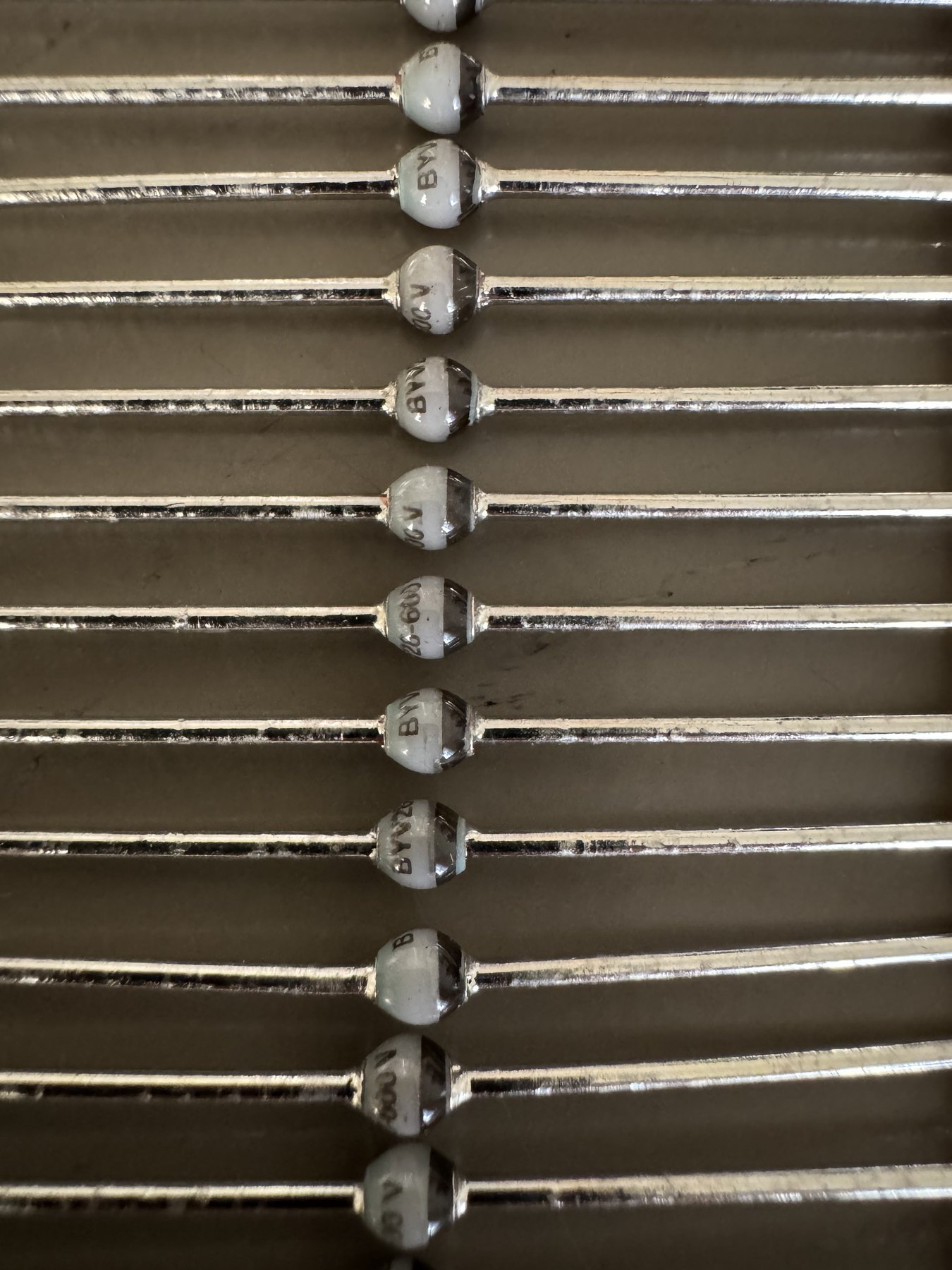 BYV28-600 product photo 6