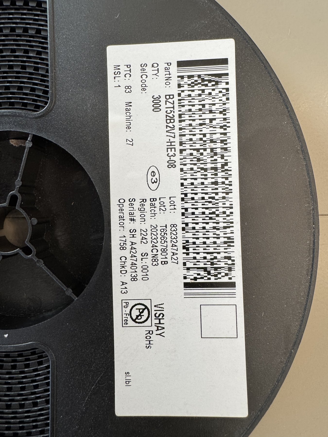 BZT52C2V7-HE3-08 product photo 10