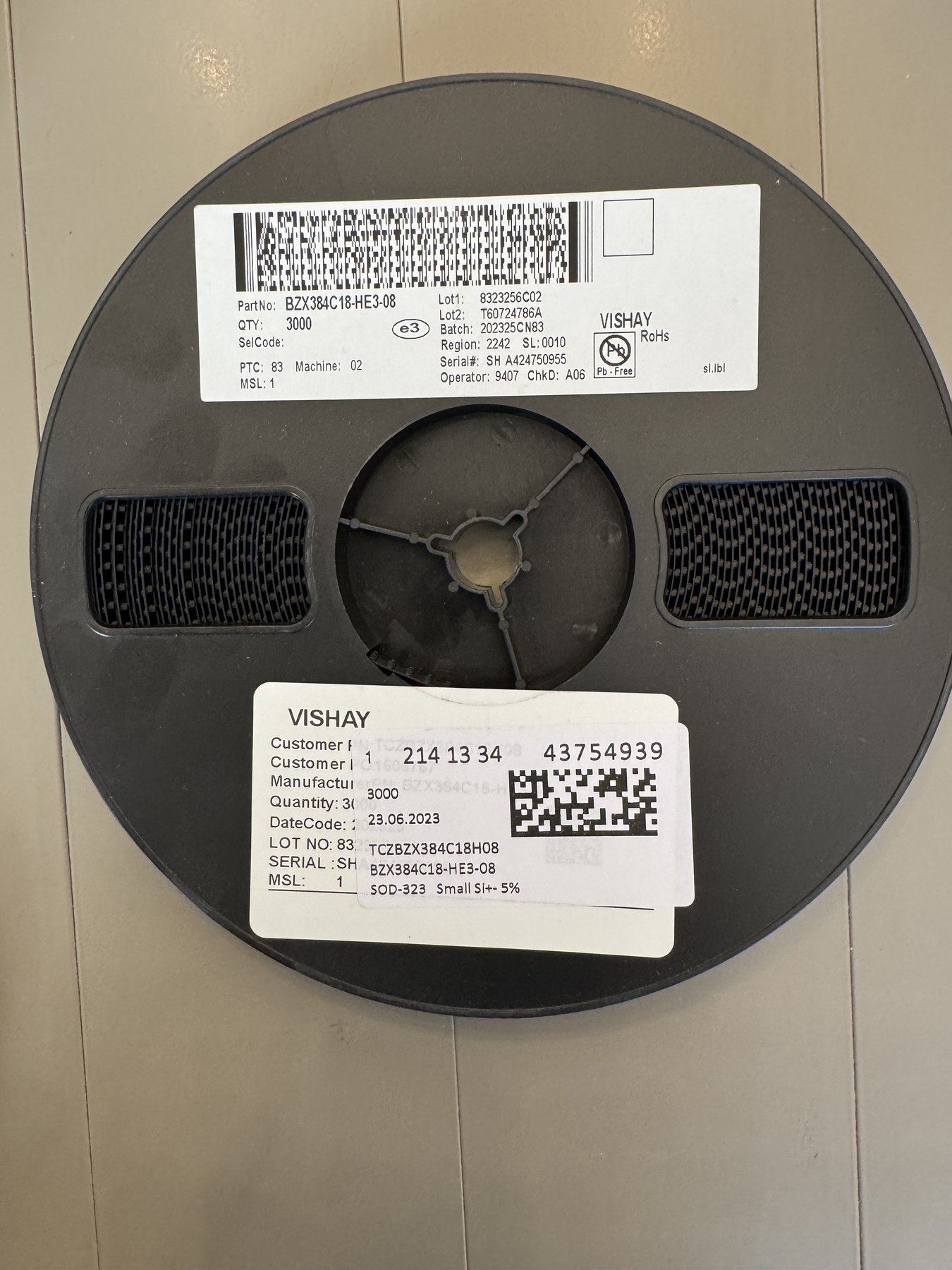 BZX384C18-HE3-08 product photo 11