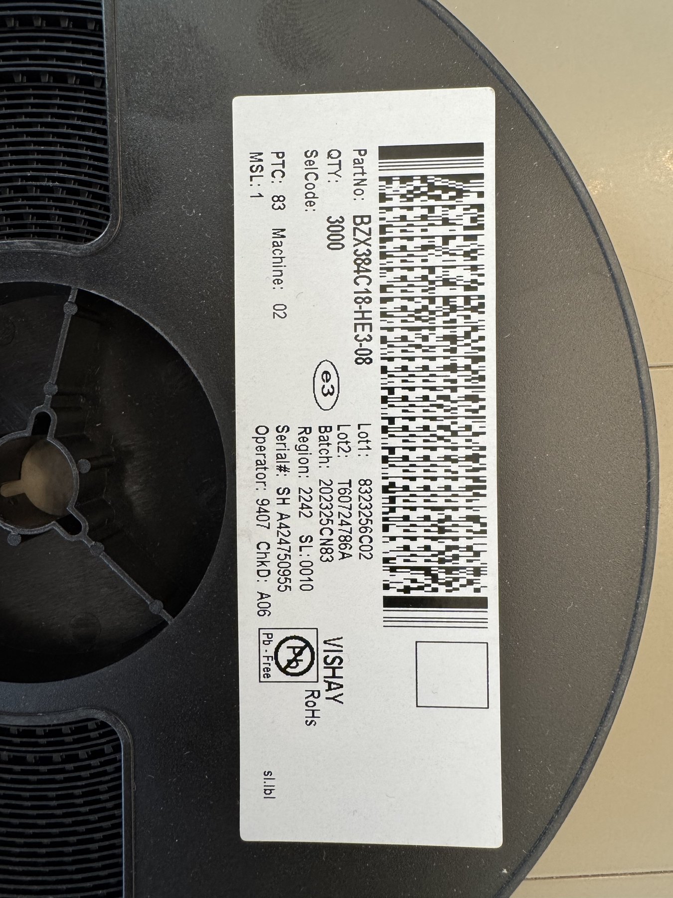 BZX384C18-HE3-08 product photo 12