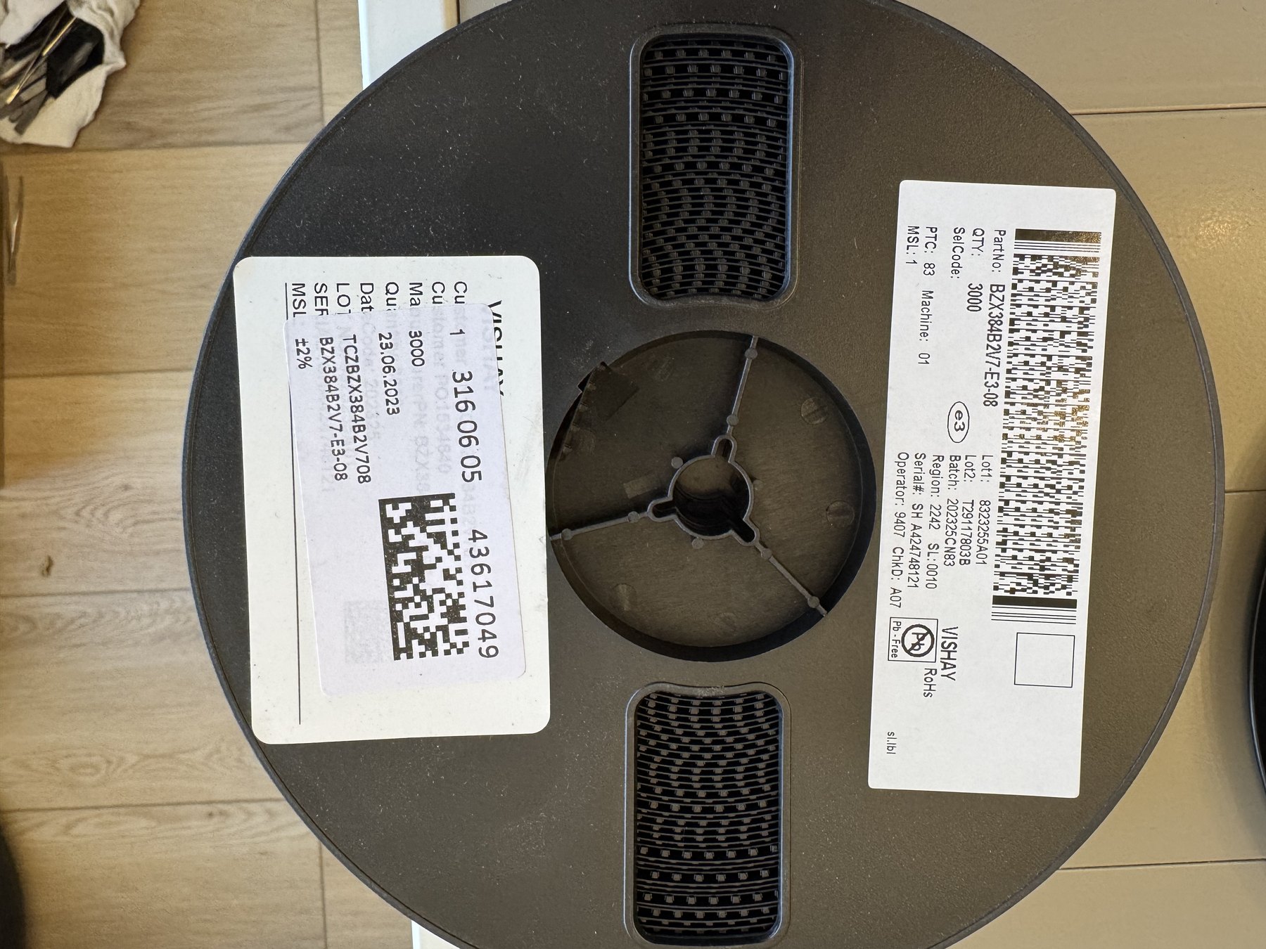 BZX384C2V7-E3-08 product photo 1