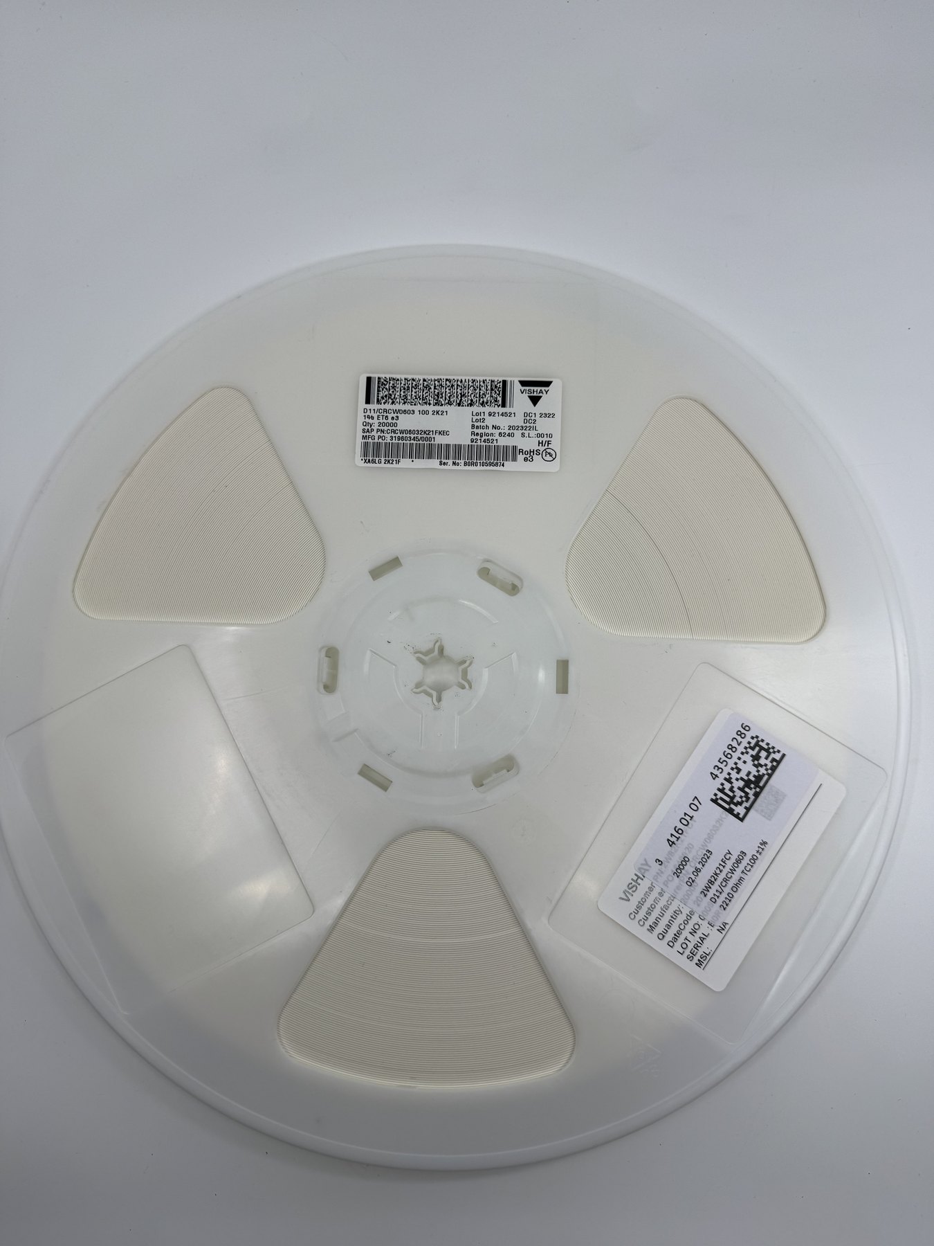 CRCW06032K21FKEC product photo 1
