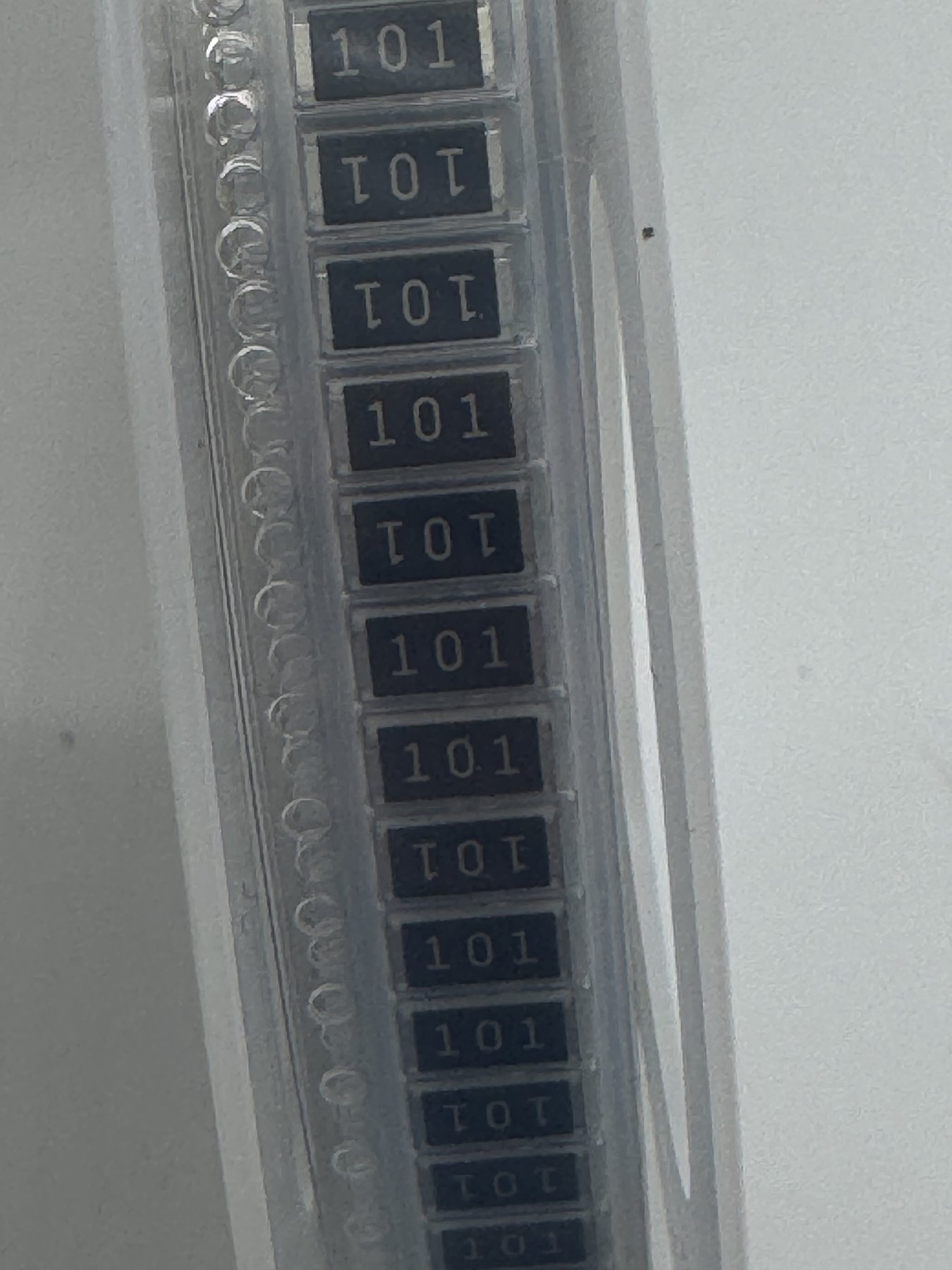 CRCW2512100RJNTHBC product photo 3