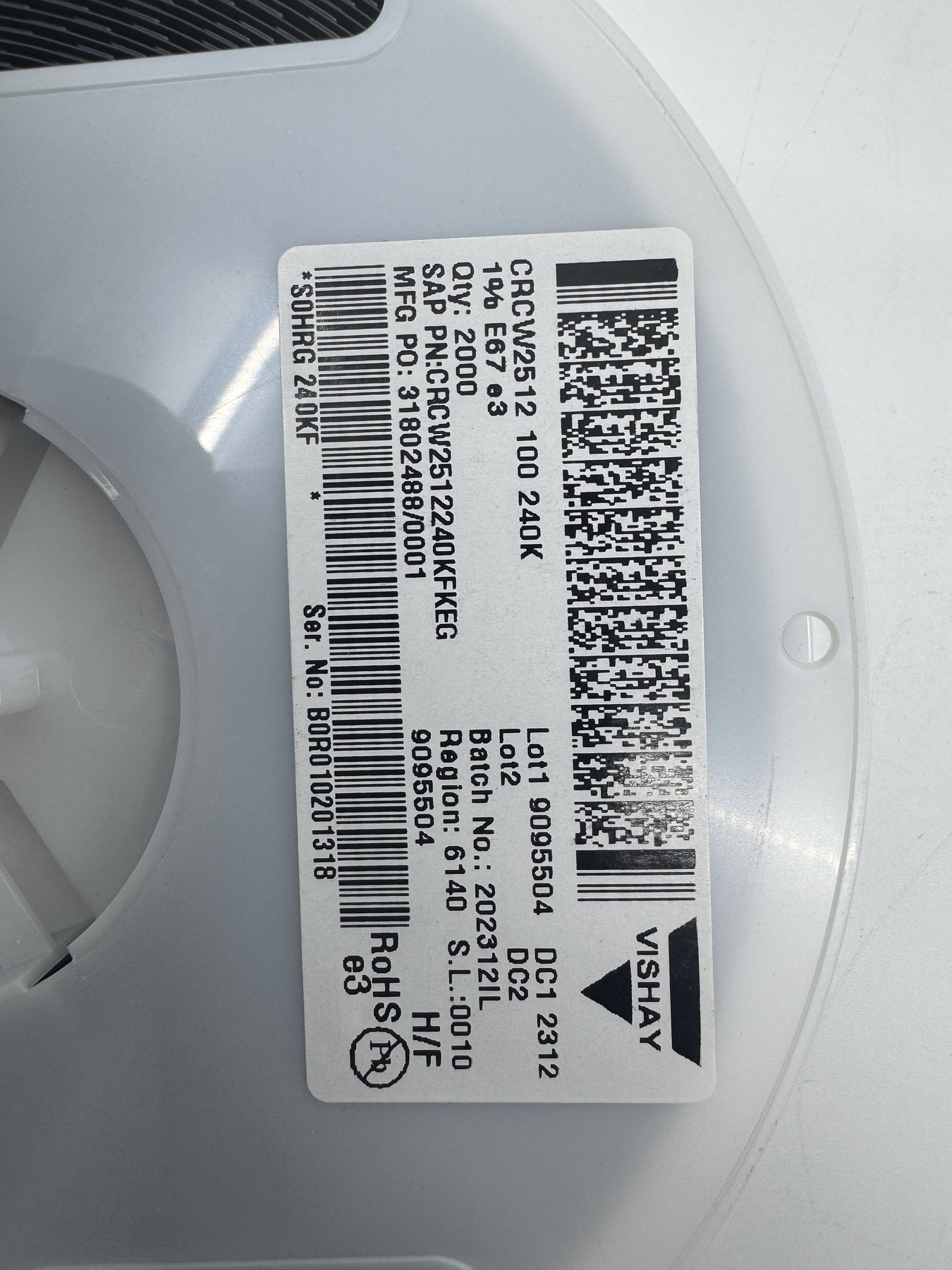 CRCW2512240KFKEG product photo 2