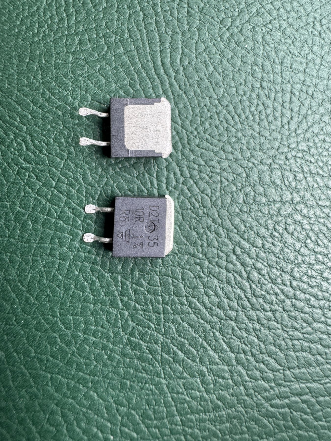 D2TO035C10R00FTE3 product photo 5