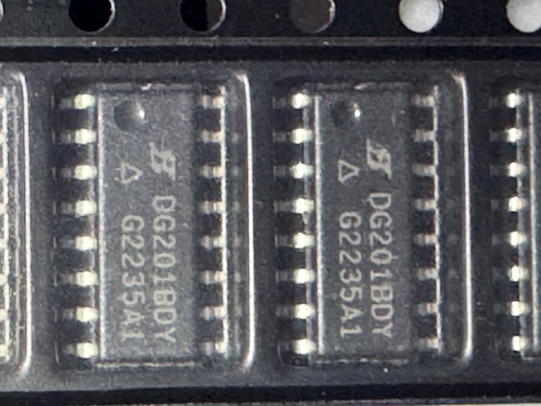 DG201BDY-T1 T/R 2500 product photo 25