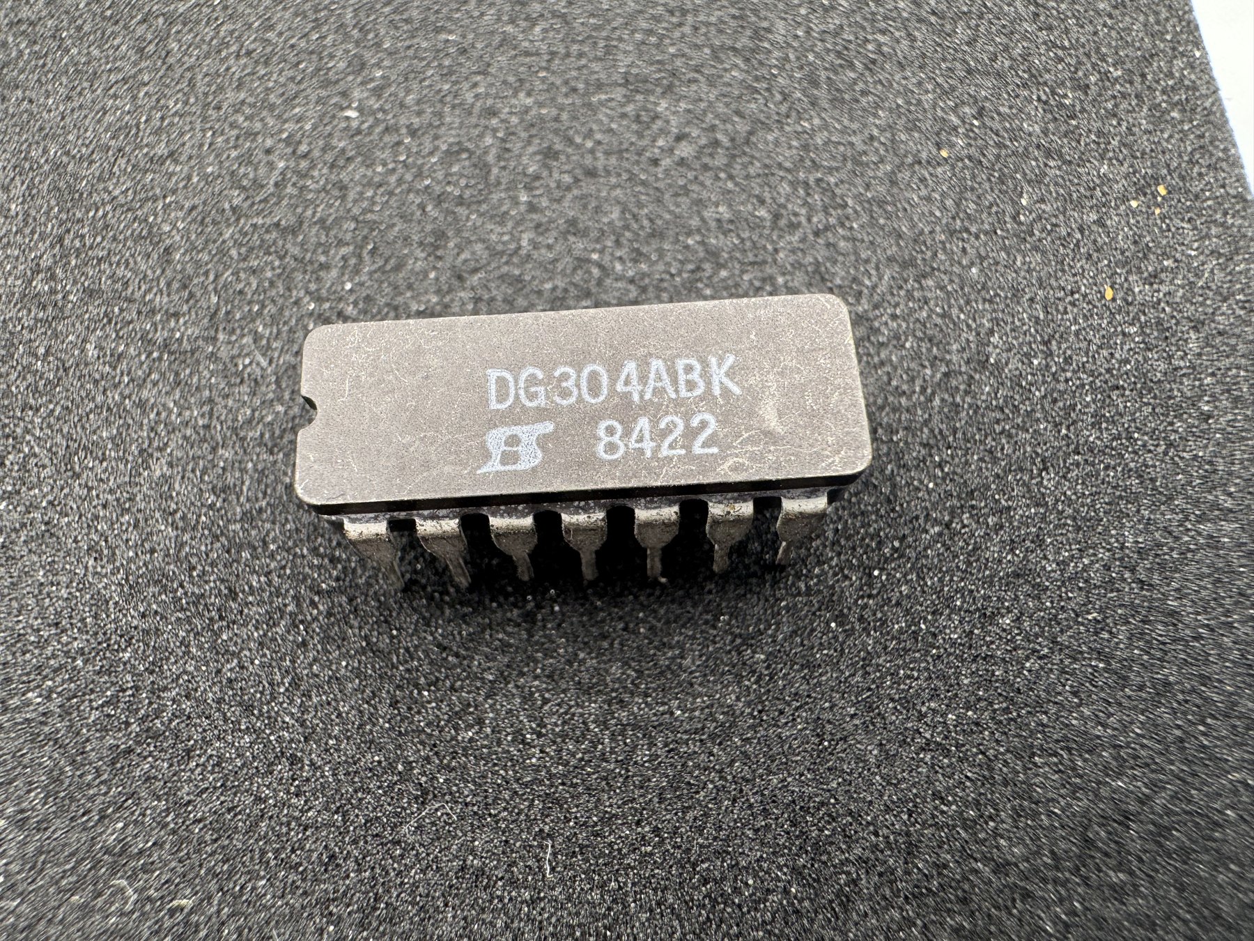 DG304ABK product photo 5