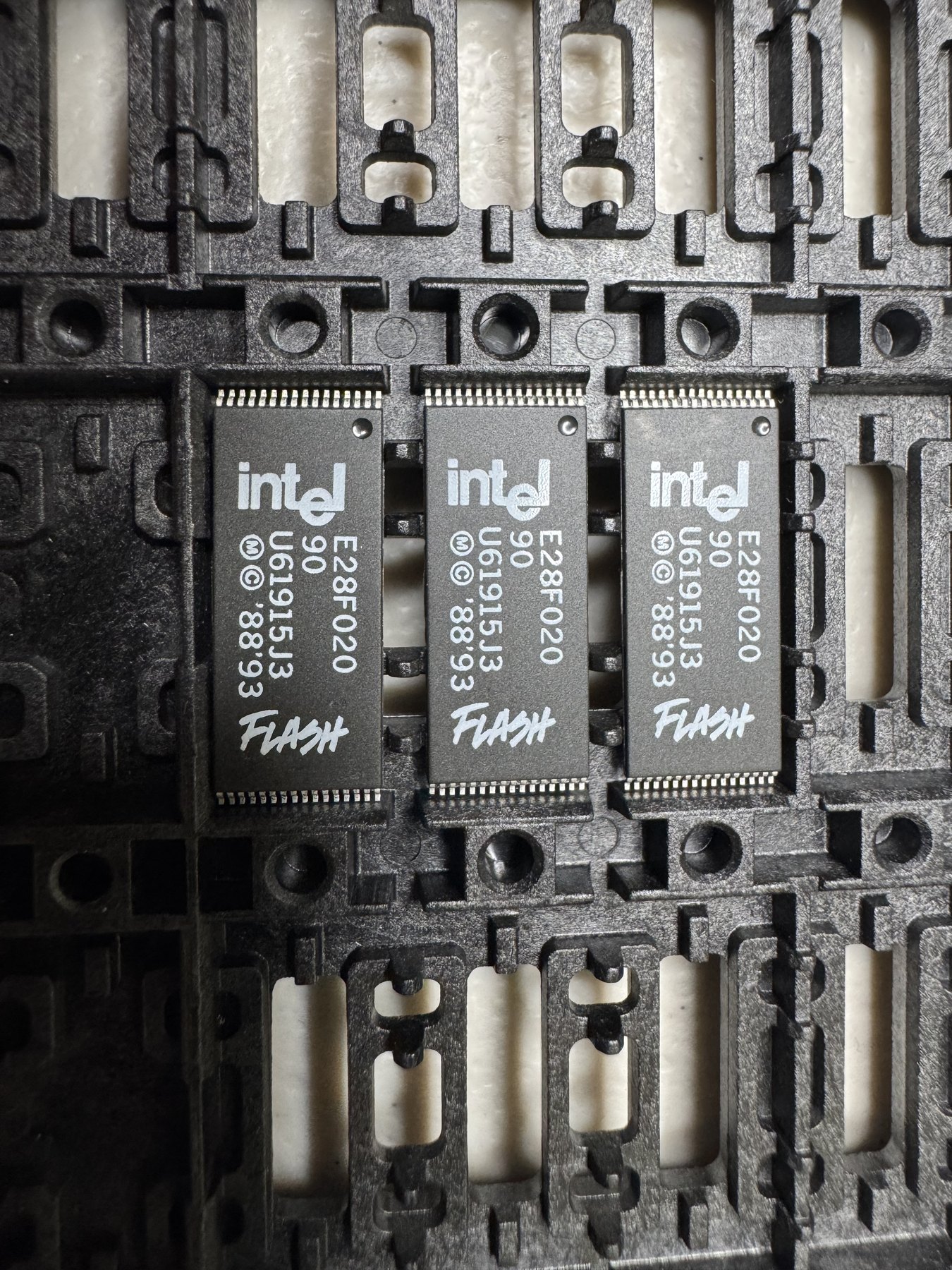 E28F020-90 product photo 1