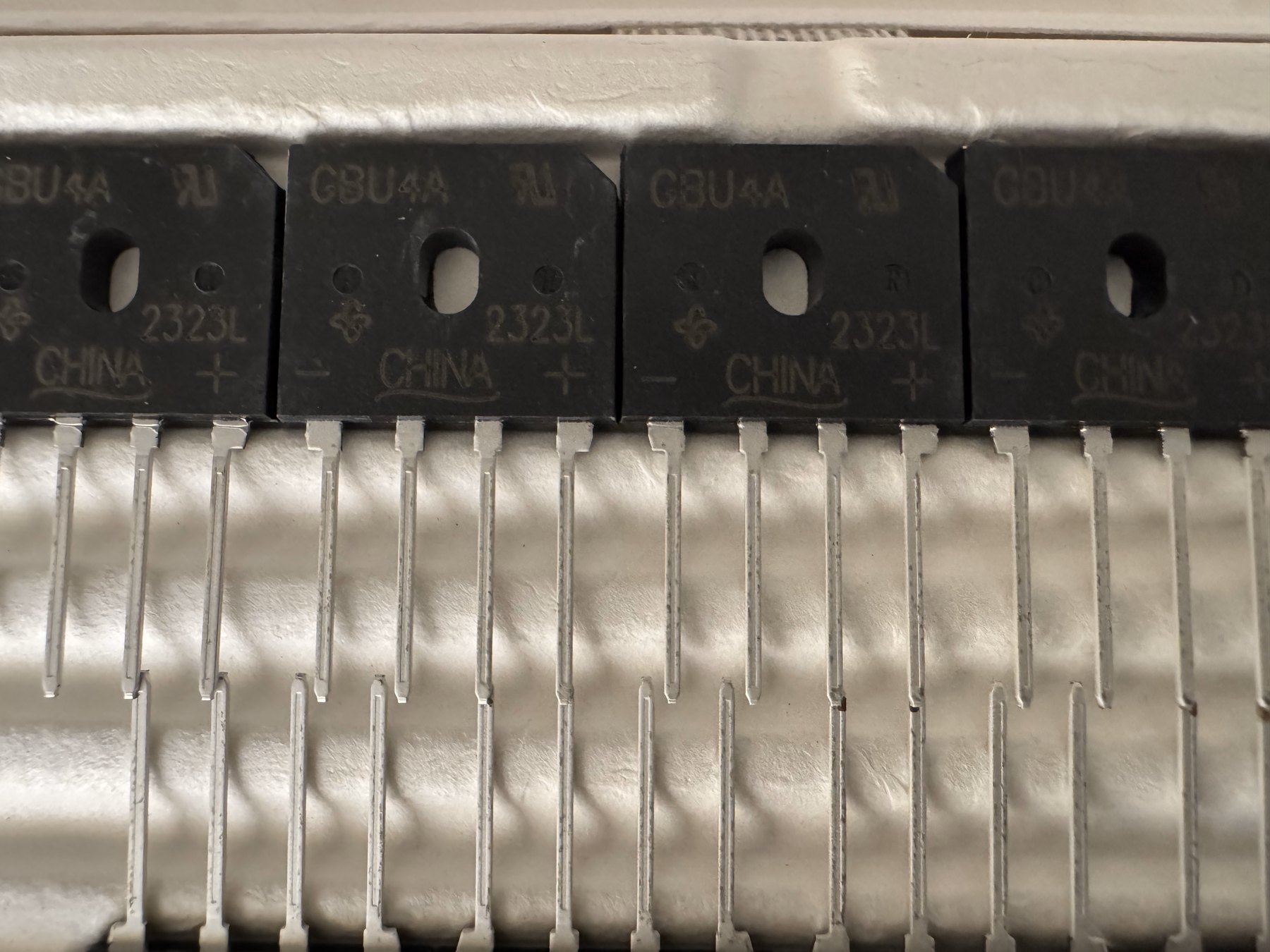 GBU4A-E3/51 product photo 3