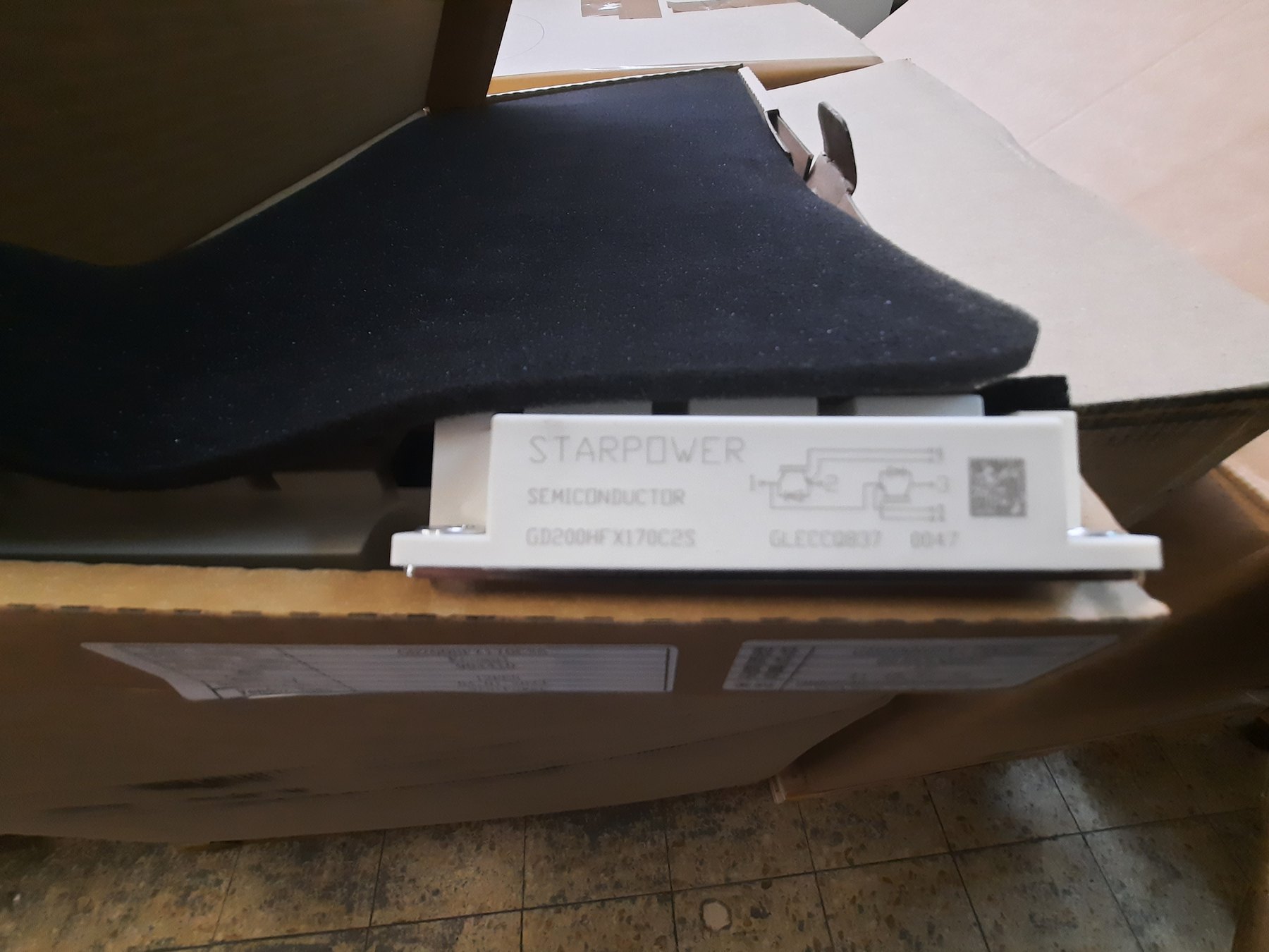 GD200HFX170C2S product photo 14