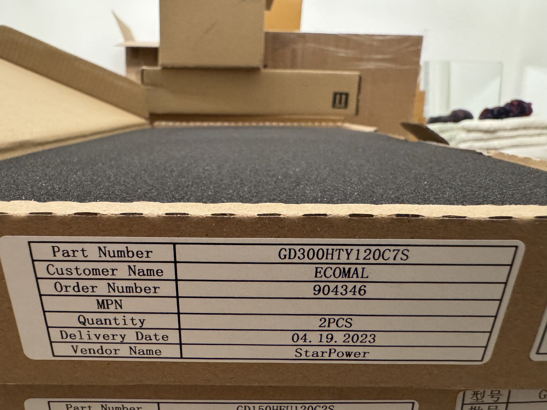 GD300HTY120C7S product photo 2