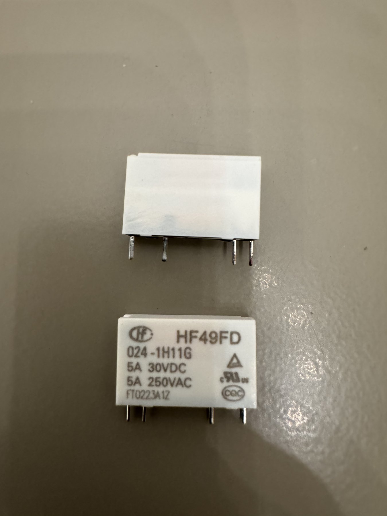 HF49FD-024-1H11G product photo 3
