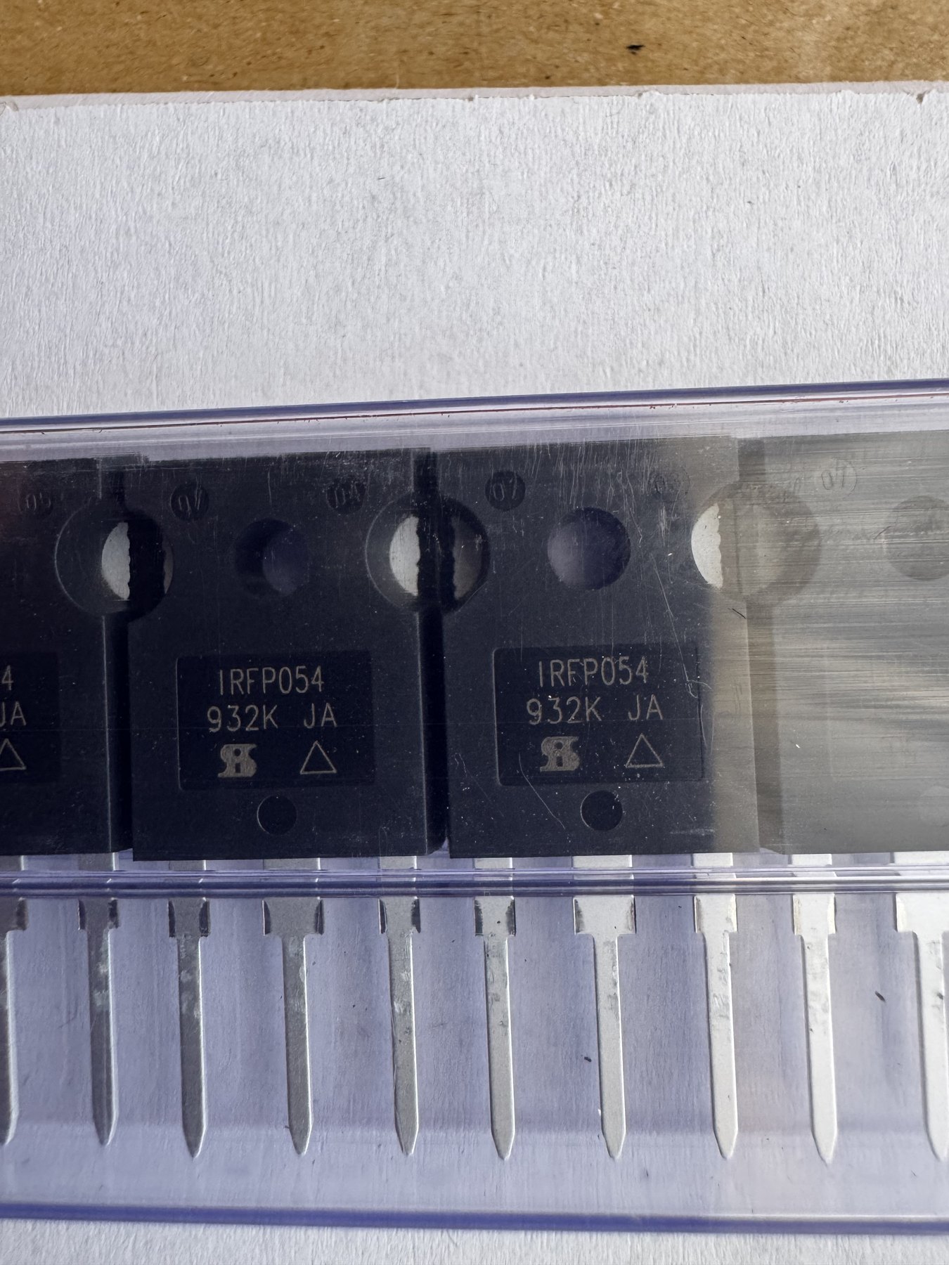 IRFP054PBF product photo 10