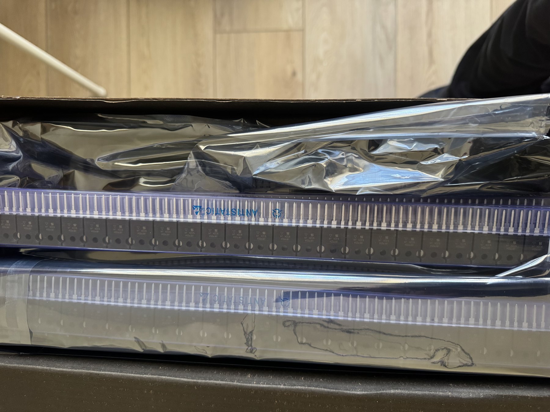 IRFP054PBF product photo 3
