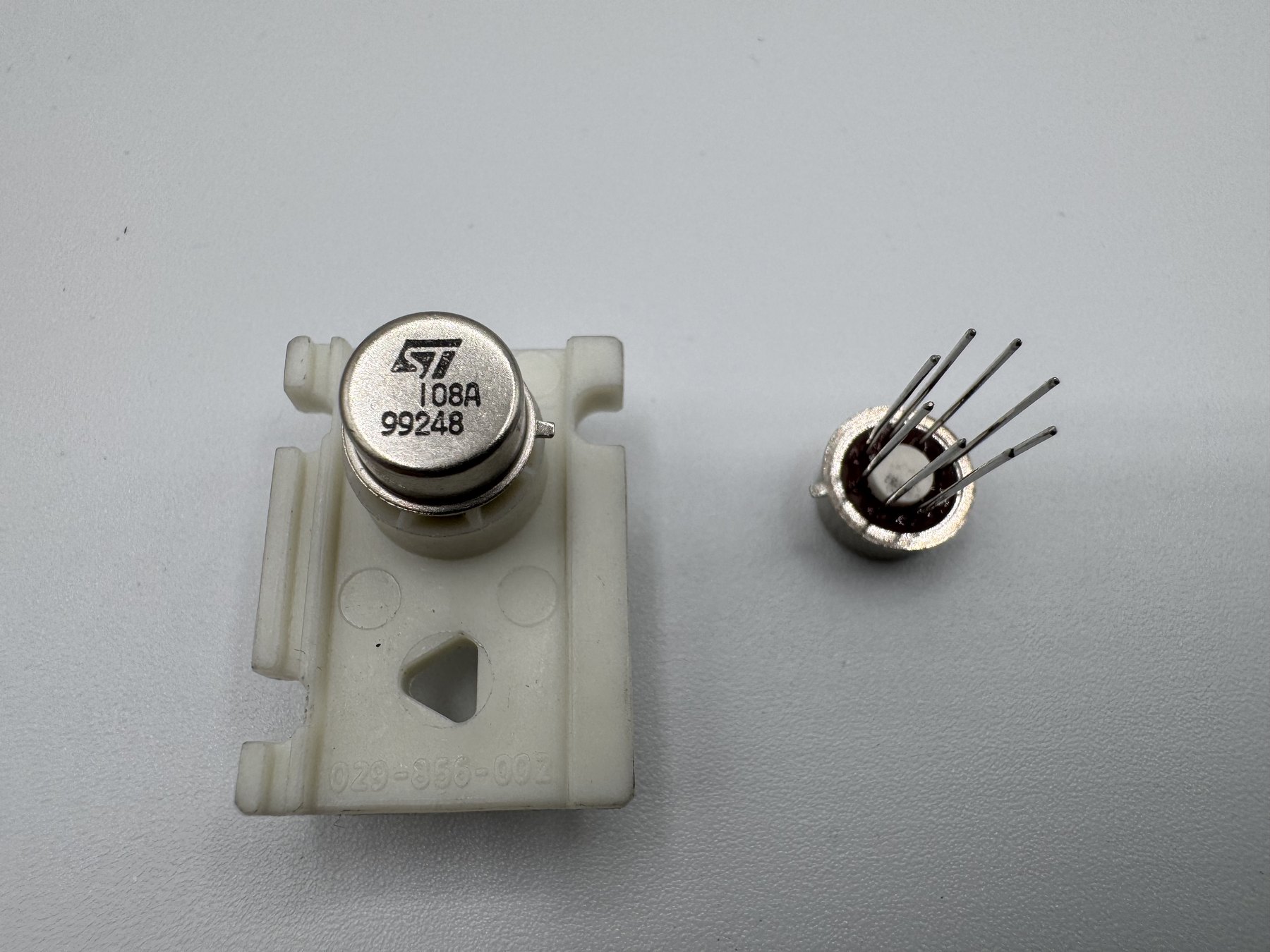 LM108AH product photo 3