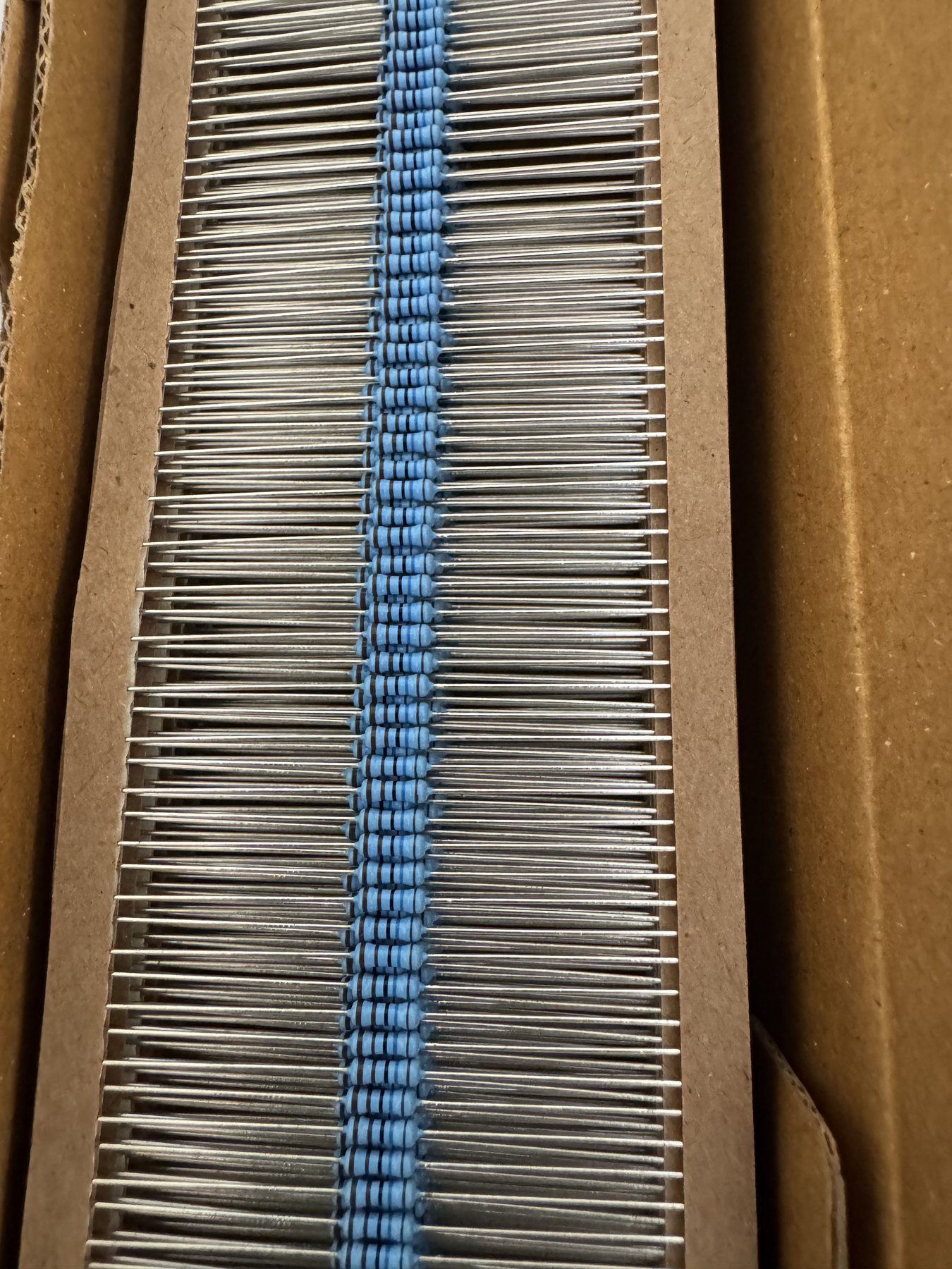 MBB02070C1601FC100 product photo 4