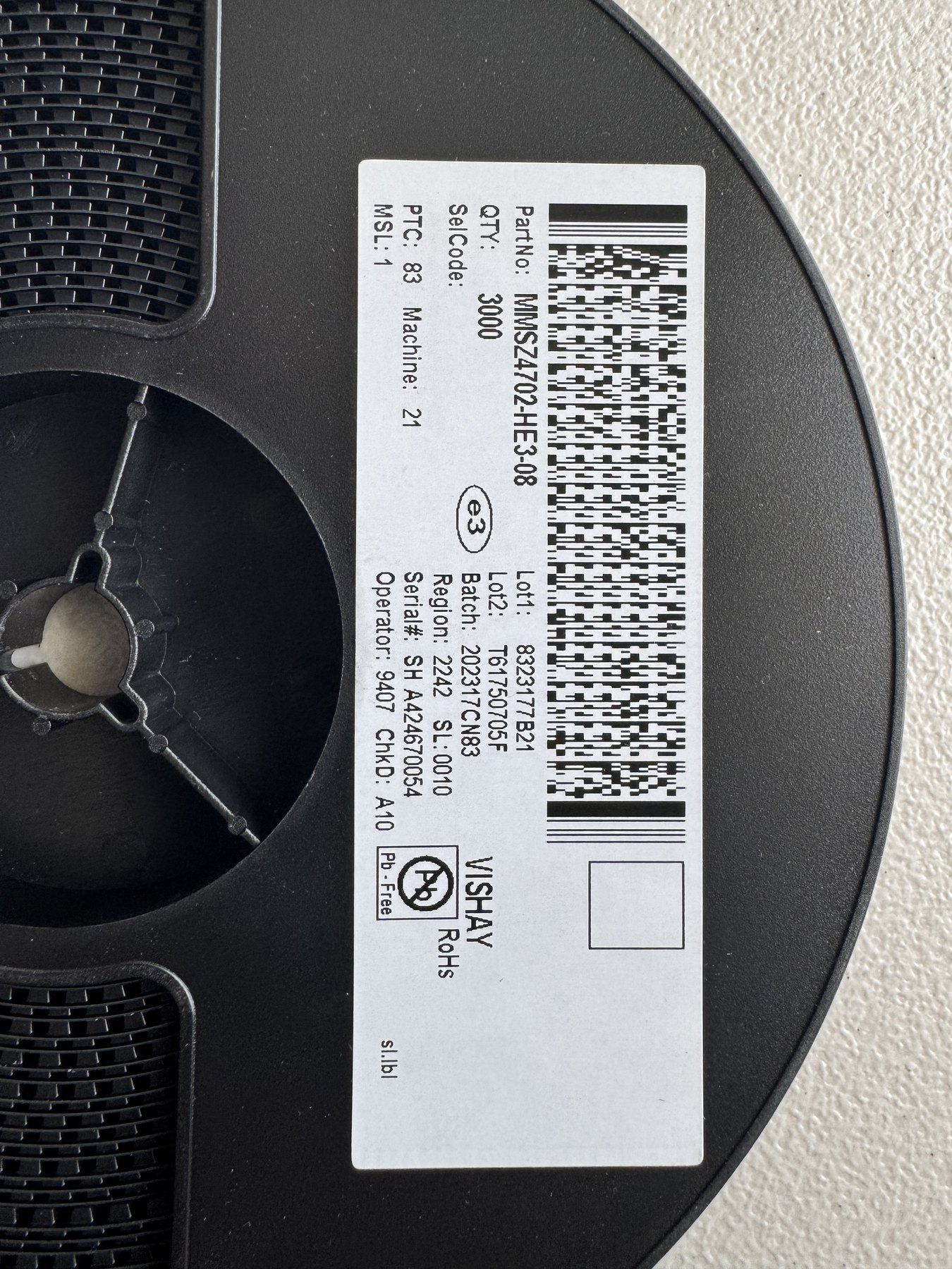 MMSZ4702-HE3-08 product photo 1
