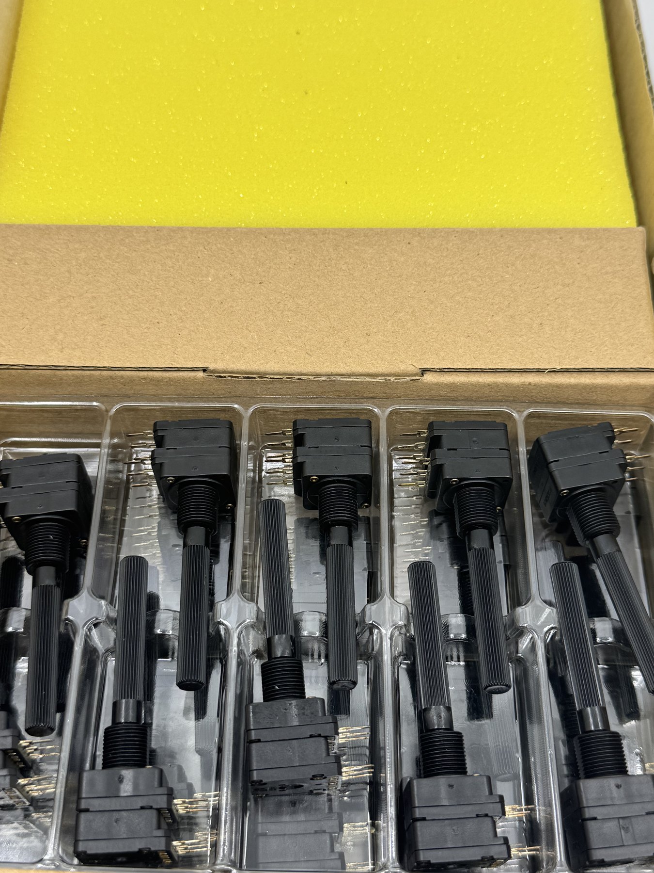 PC16DH-10IP06-503B2020 product photo 2