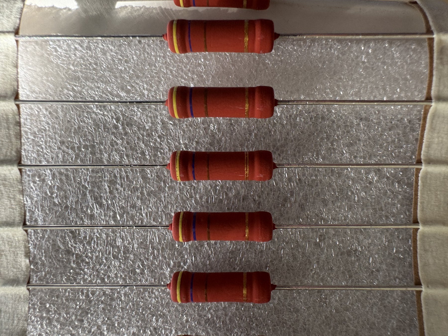 RESISTOR ALUMINUM HOUSE AND POWER MIX product photo 1049
