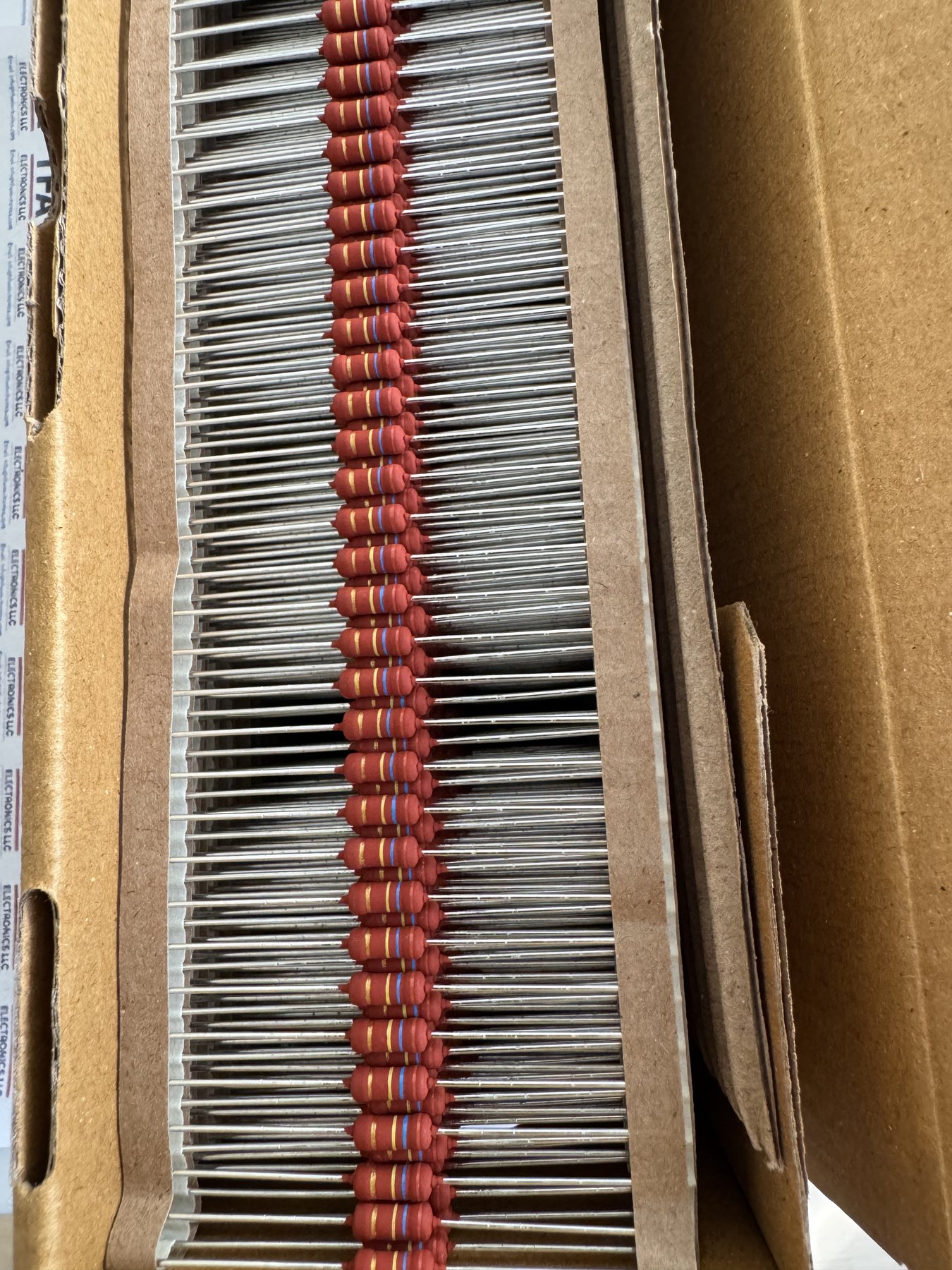 RESISTOR ALUMINUM HOUSE AND POWER MIX product photo 1070