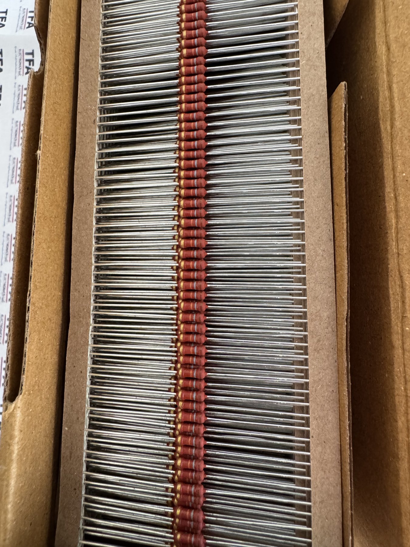 RESISTOR ALUMINUM HOUSE AND POWER MIX product photo 1102