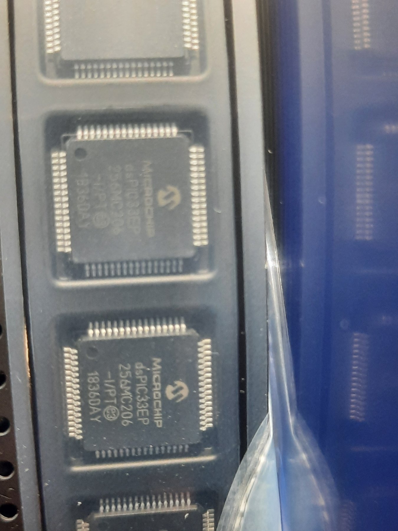 RESISTOR ALUMINUM HOUSE AND POWER MIX product photo 1384