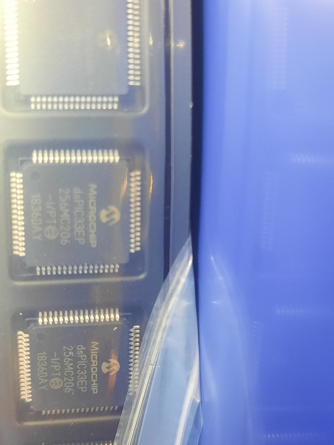 RESISTOR ALUMINUM HOUSE AND POWER MIX product photo 1385