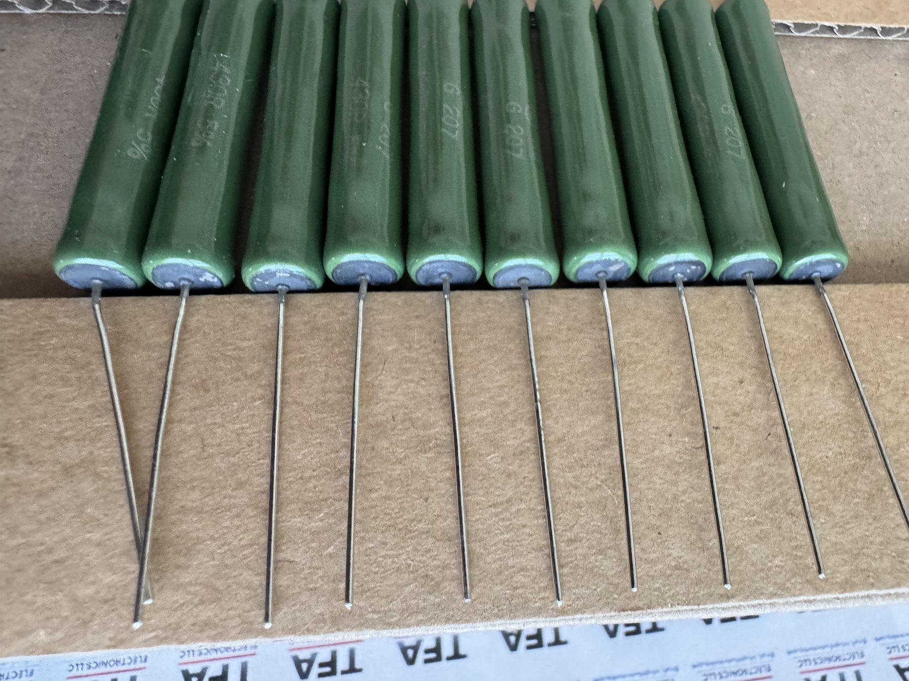 RESISTOR ALUMINUM HOUSE AND POWER MIX product photo 271