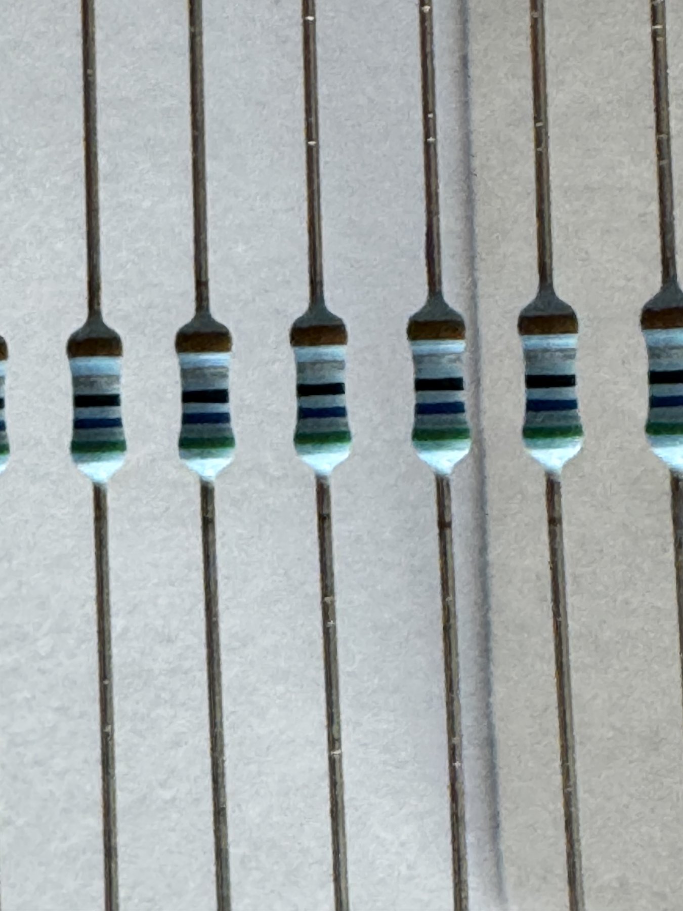 RESISTOR ALUMINUM HOUSE AND POWER MIX product photo 358