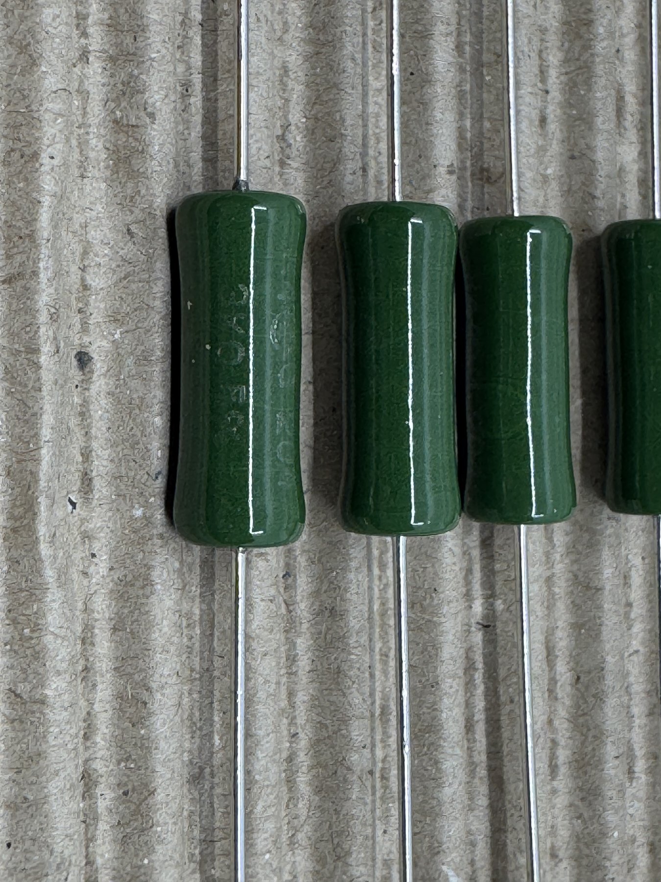 RESISTOR ALUMINUM HOUSE AND POWER MIX product photo 42