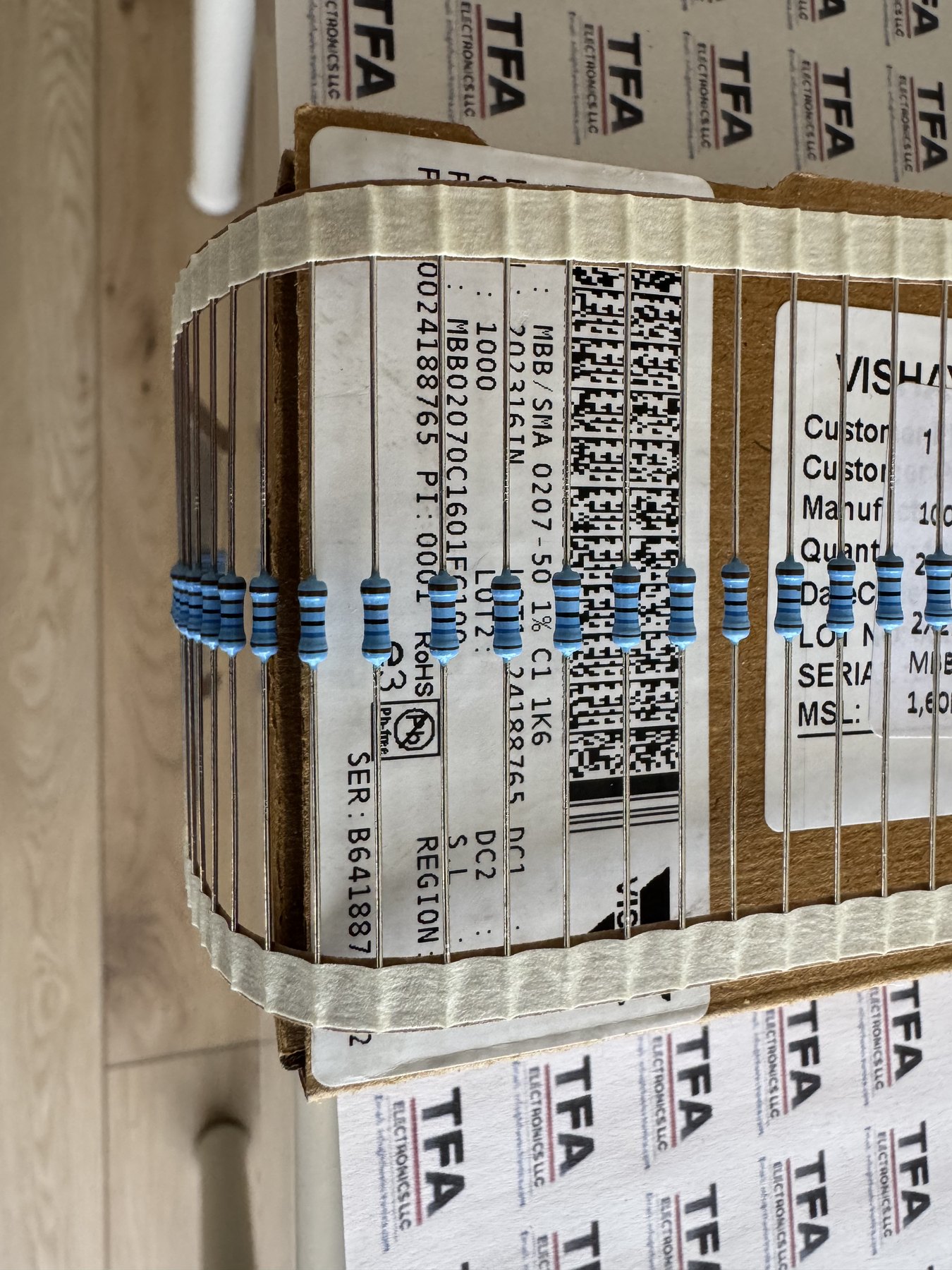 RESISTOR ALUMINUM HOUSE AND POWER MIX product photo 814