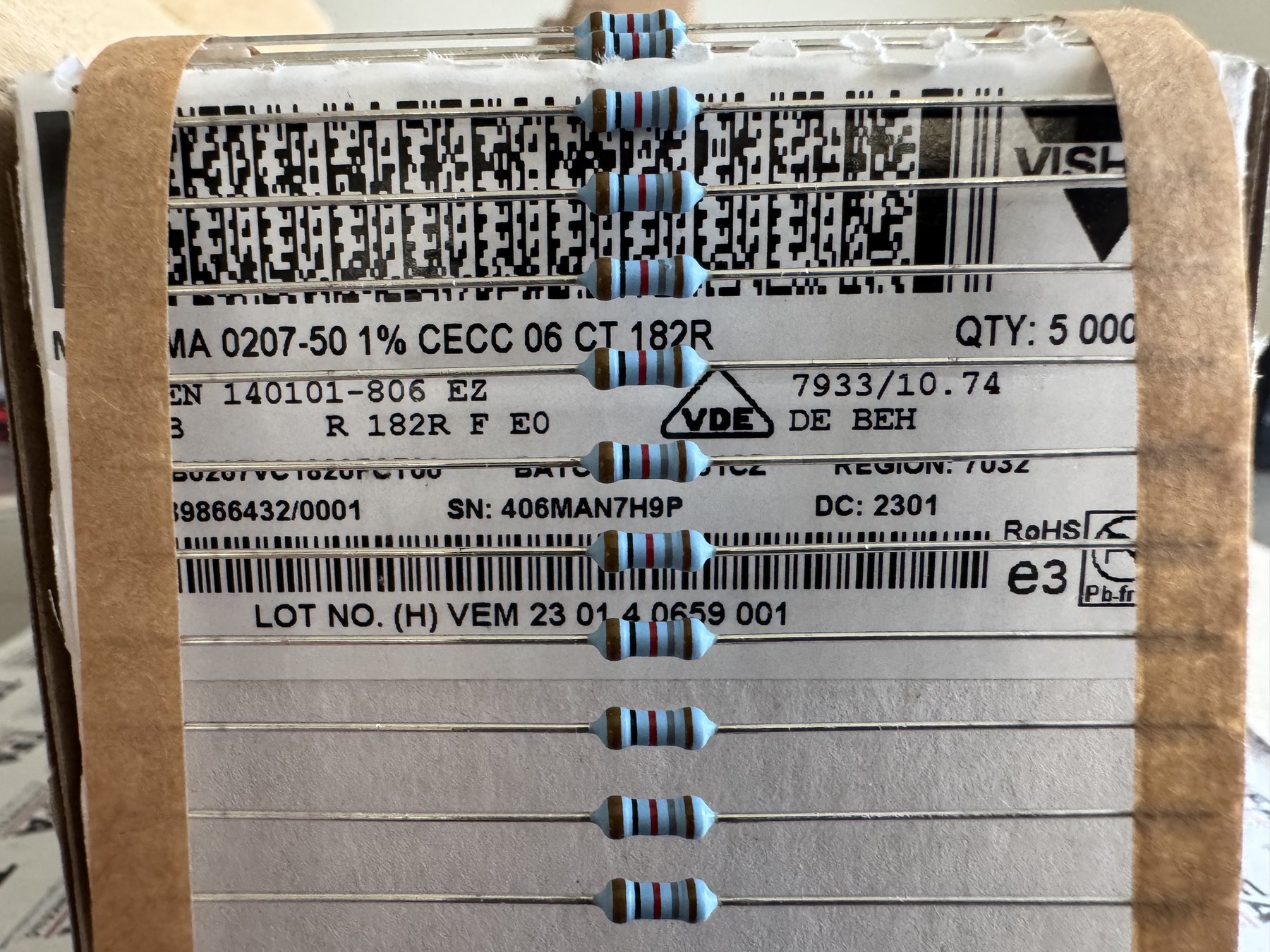 RESISTOR ALUMINUM HOUSE AND POWER MIX product photo 950