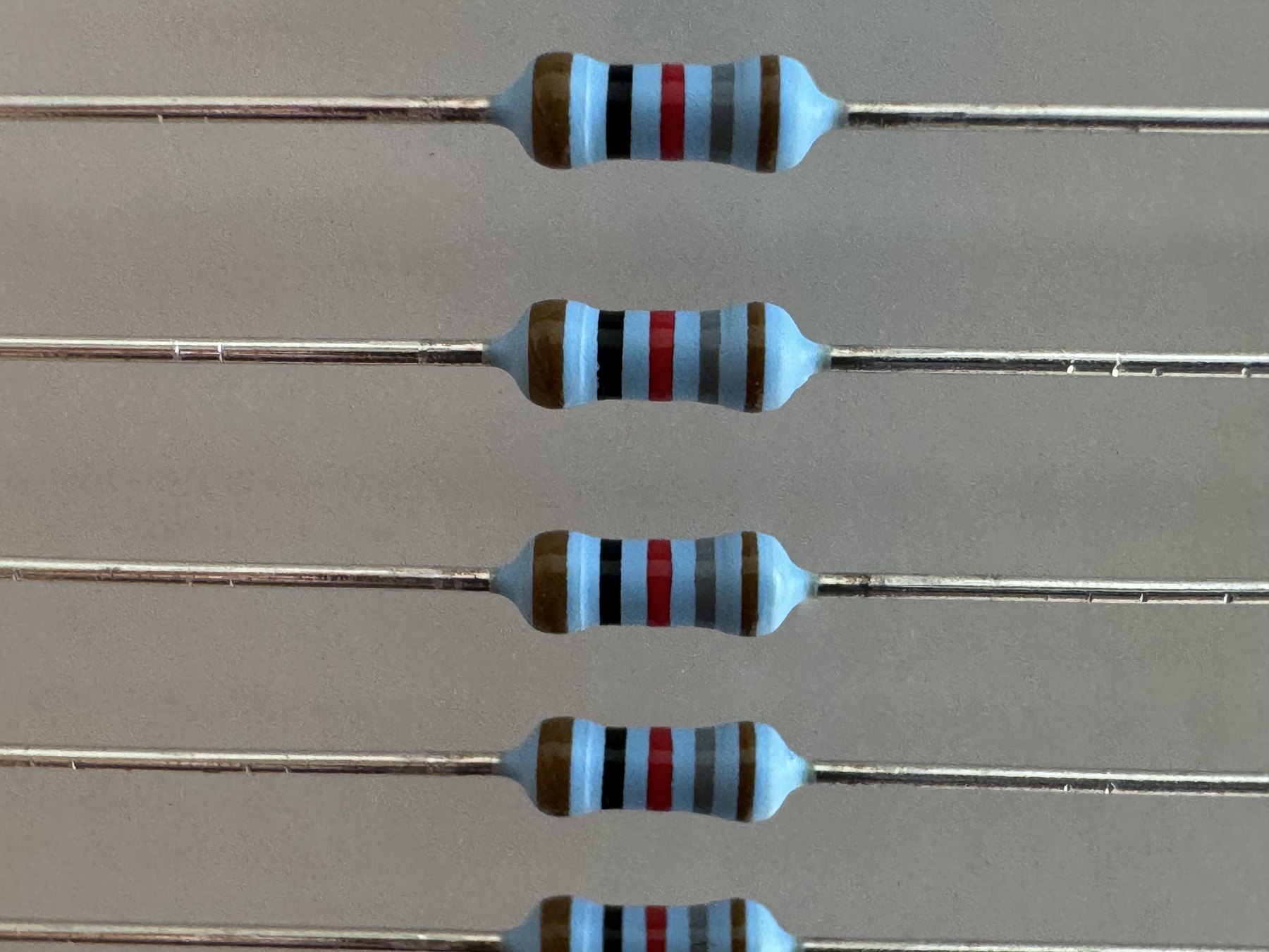 RESISTOR ALUMINUM HOUSE AND POWER MIX product photo 959