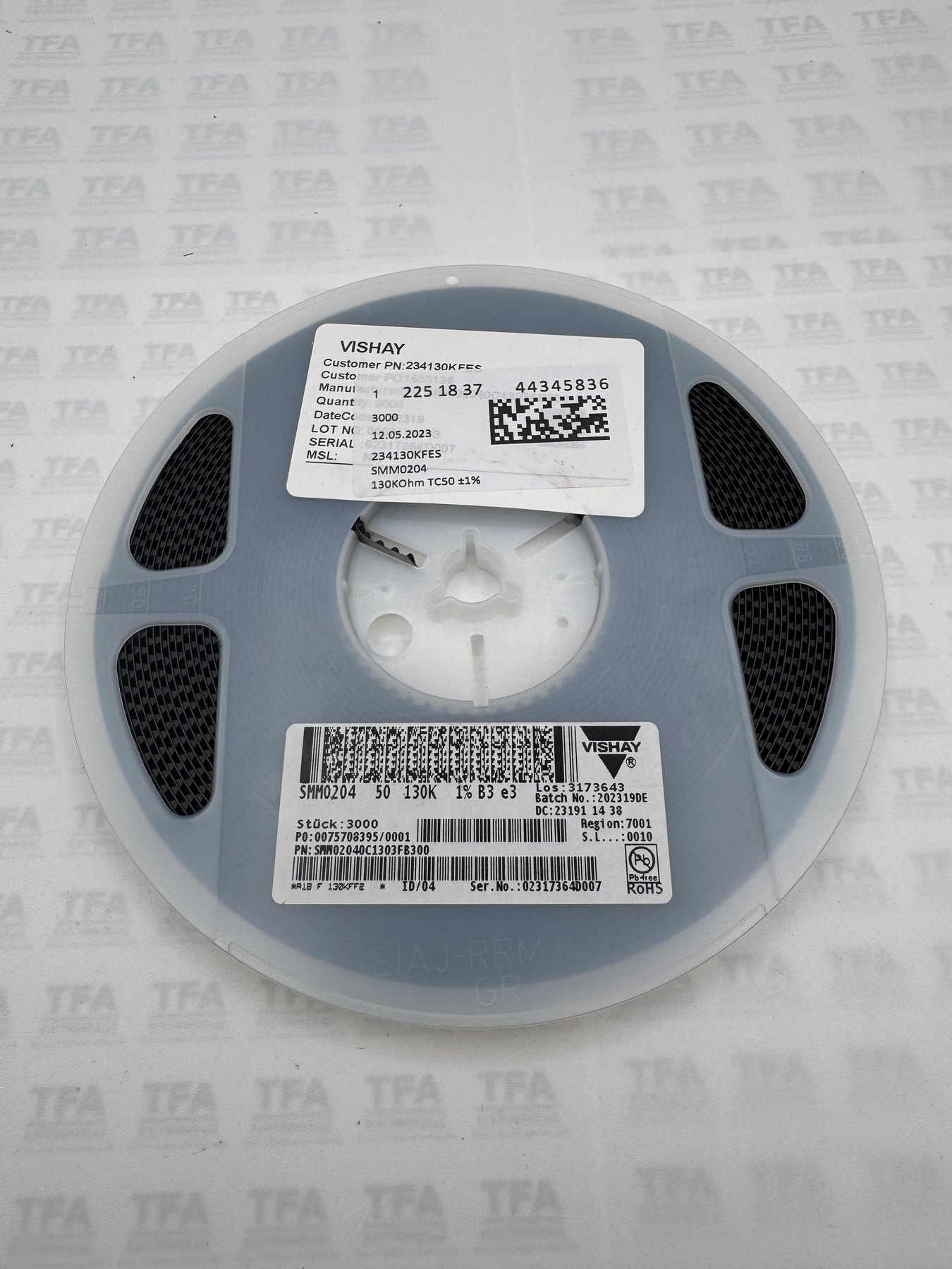 SMM02040C1303FB300 product photo 1