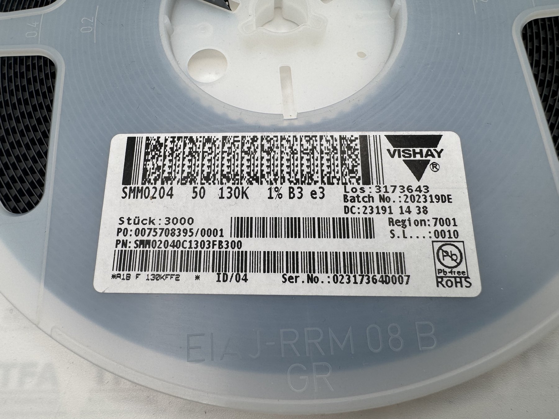 SMM02040C1303FB300 product photo 2