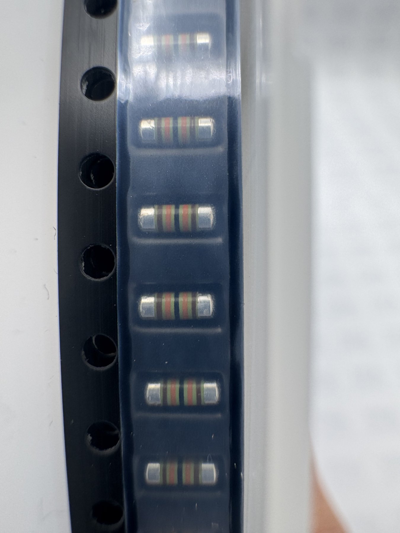 SMM02040C1303FB300 product photo 3
