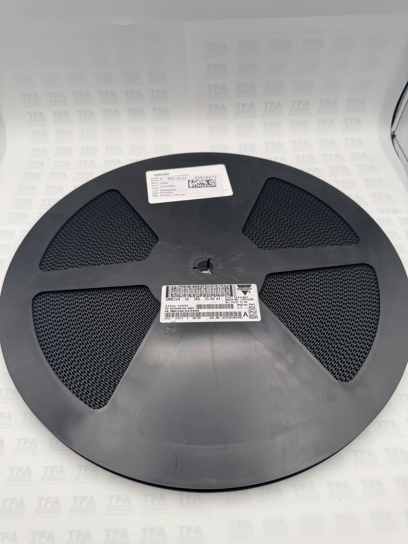 SMM02040C3601FB000 product photo 1