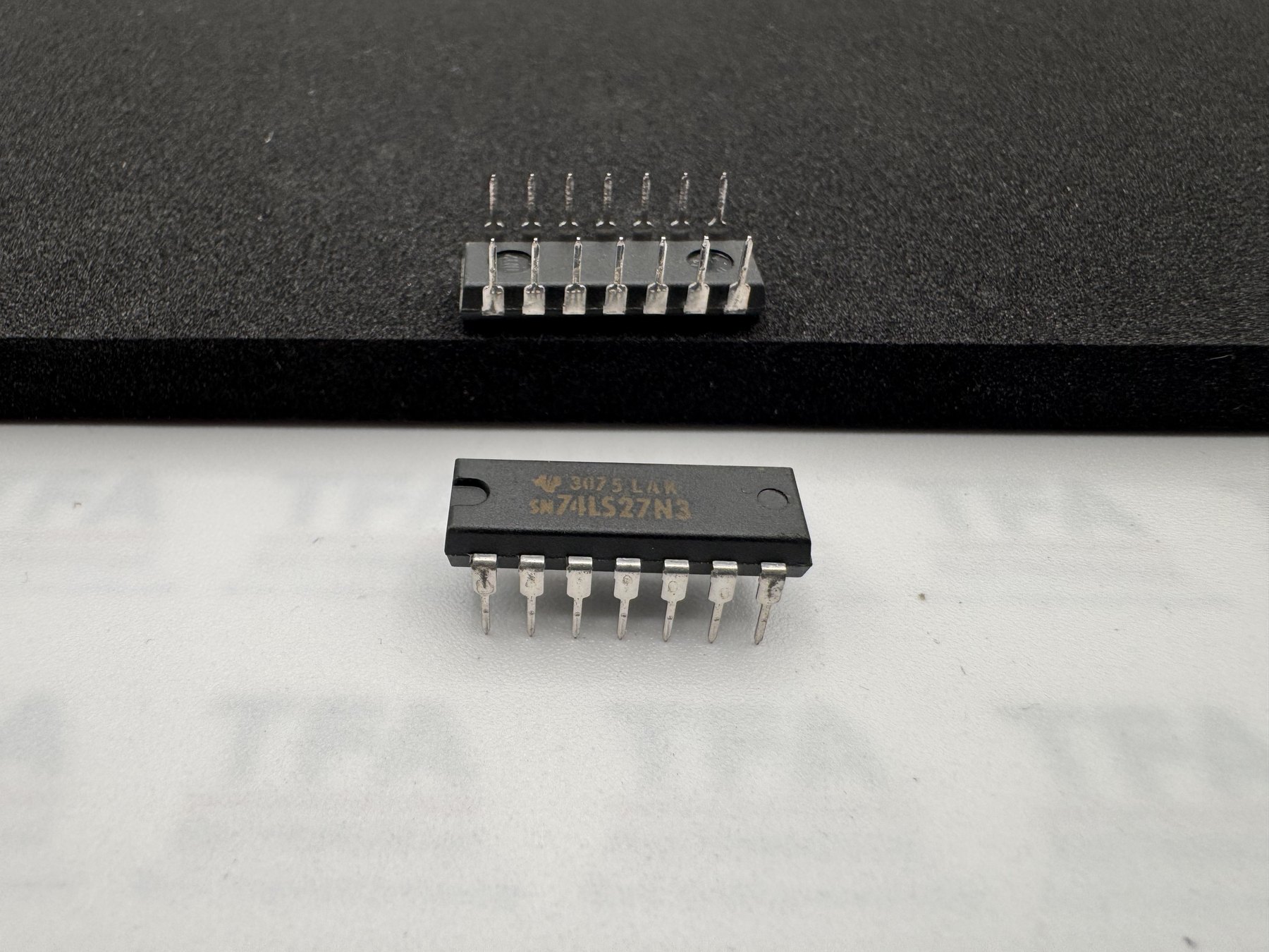 SN74LS27N3 product photo 5