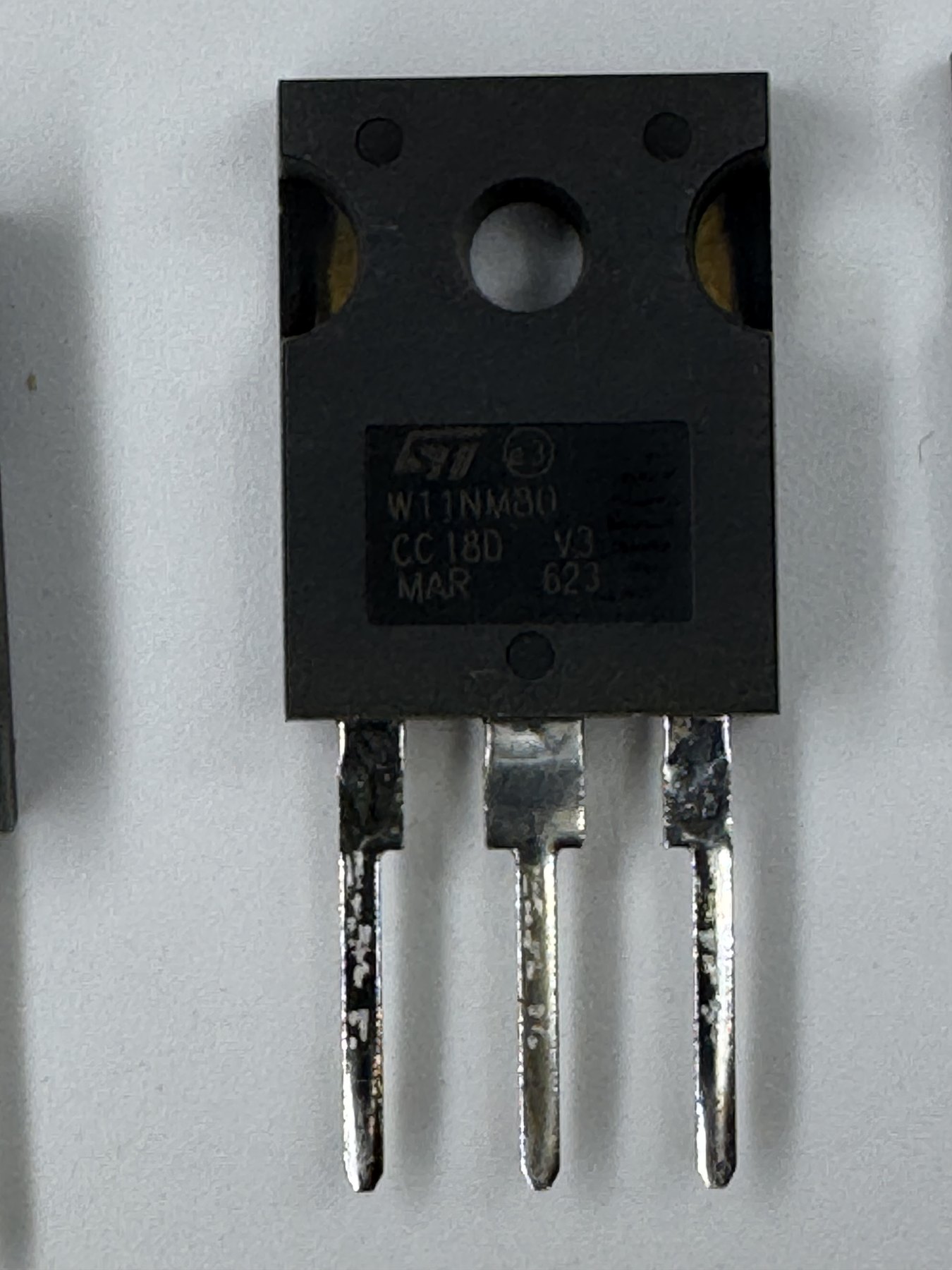 STW11NM80 product photo 5