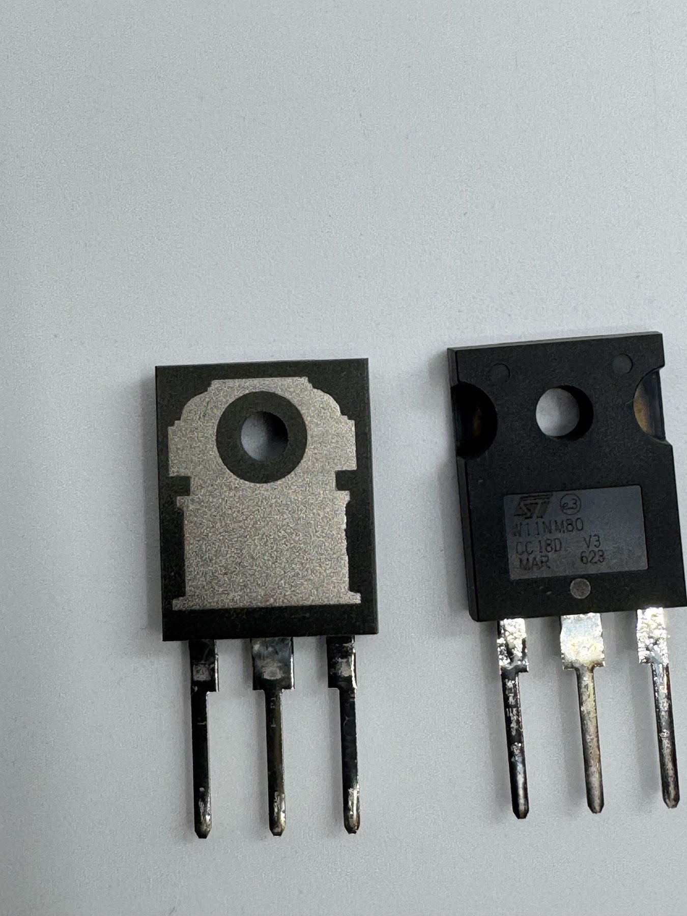STW11NM80 product photo 7