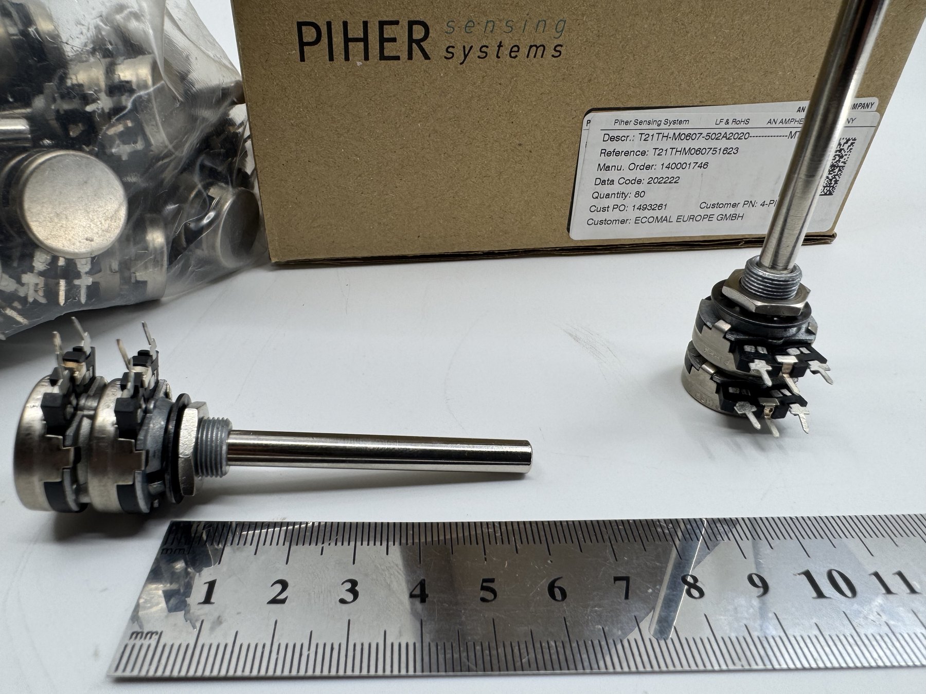 T21TH-M0607-502A2020 product photo 4