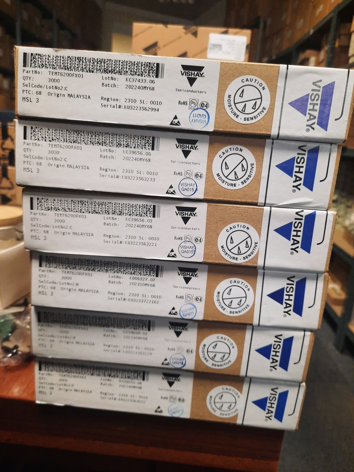 TEMT6200FX01 product photo 7