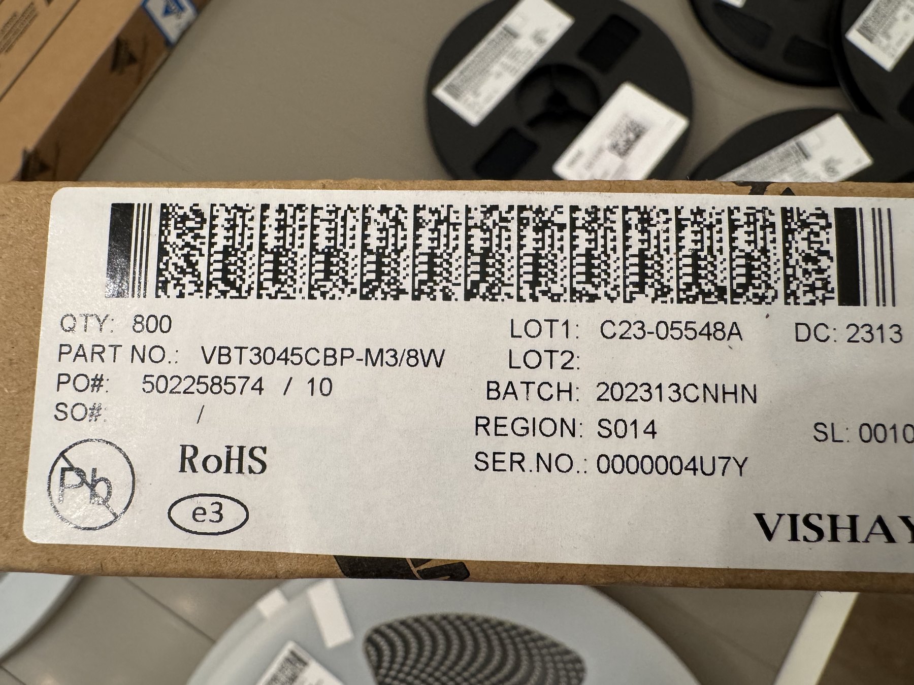 VBT3045CBP-M3/8W product photo 1